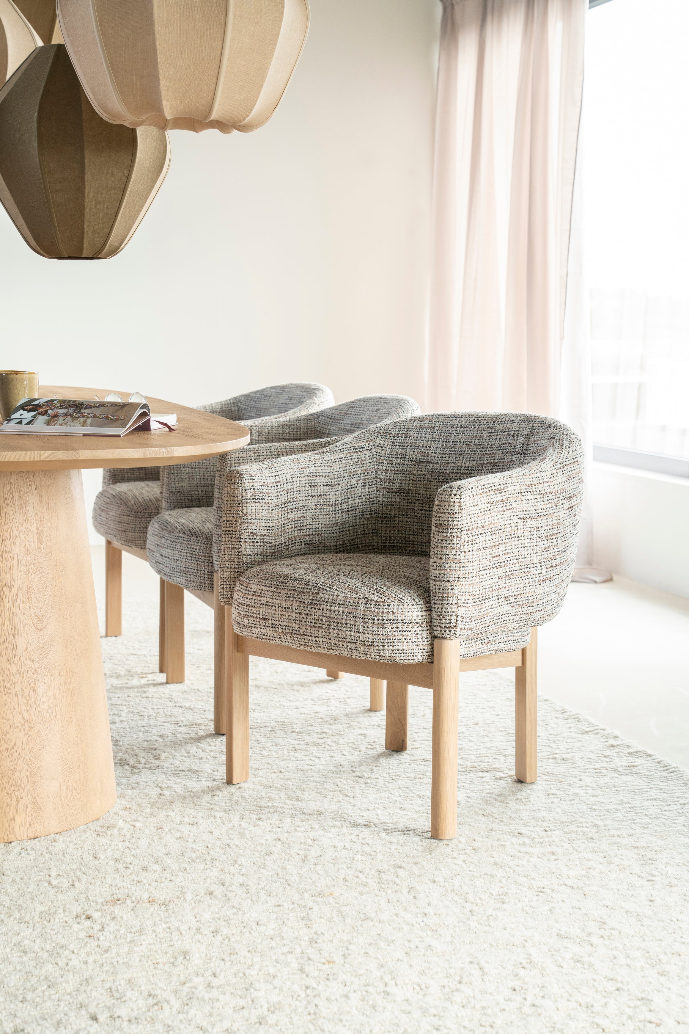 MICHA armchair in taupe with oak base