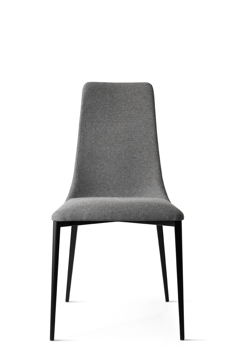 ETOILE upholstered chair with a black metal base