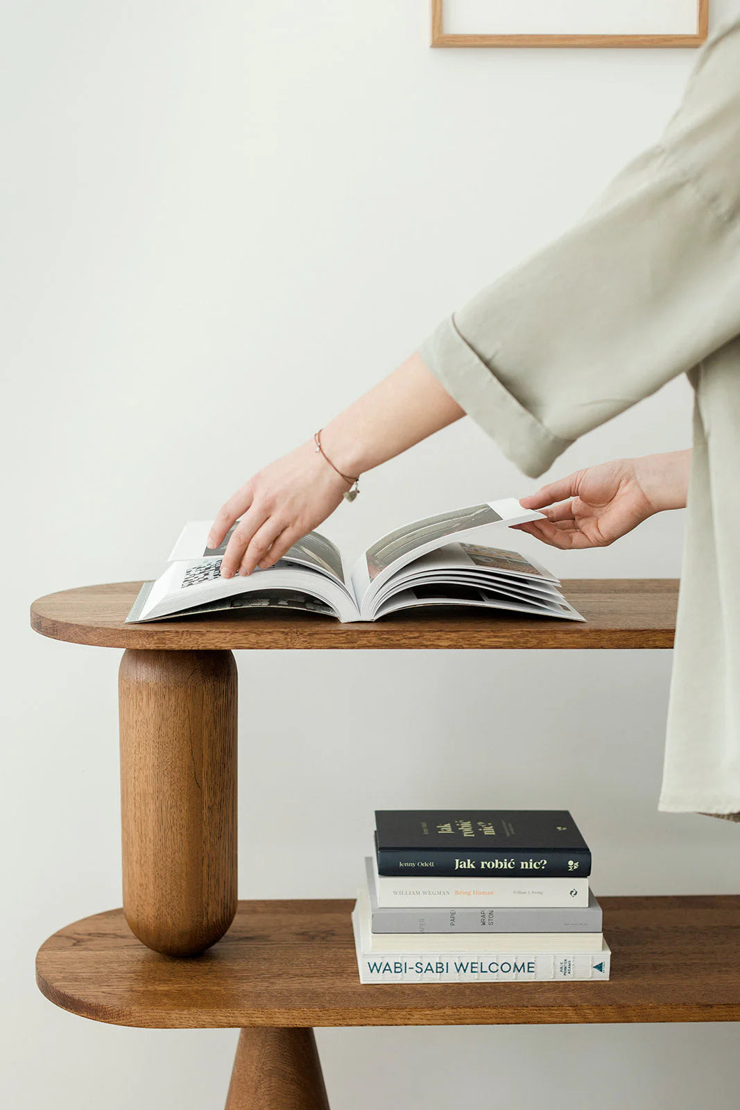 Regál VAZOO bělené dubové dřevo