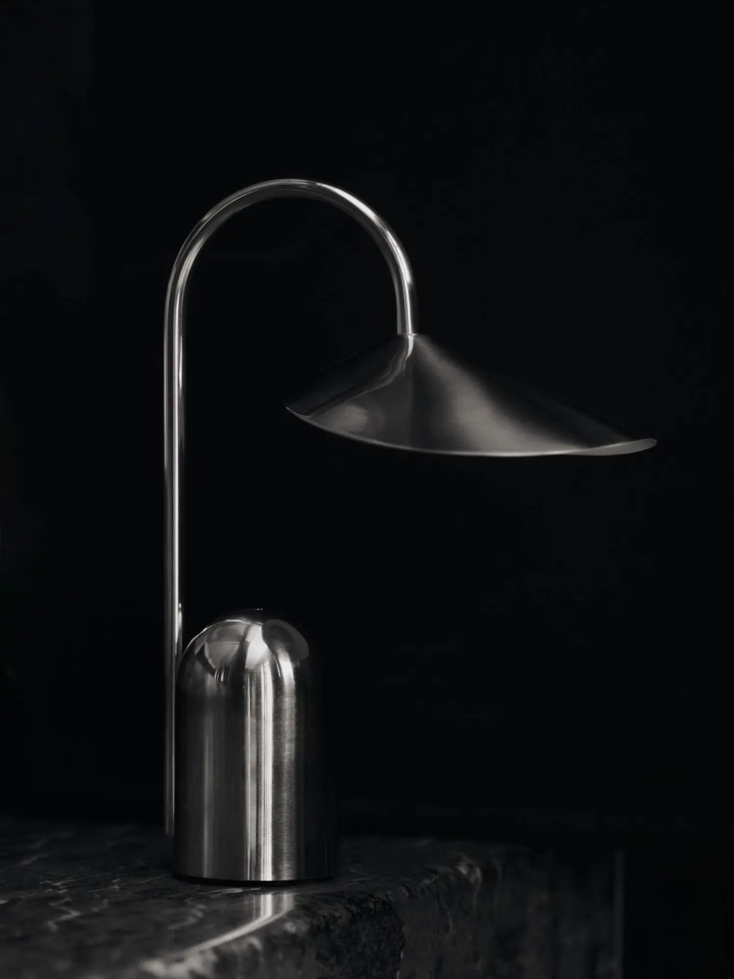Lampa przenośna ARUM stalowy ze ściemniaczem