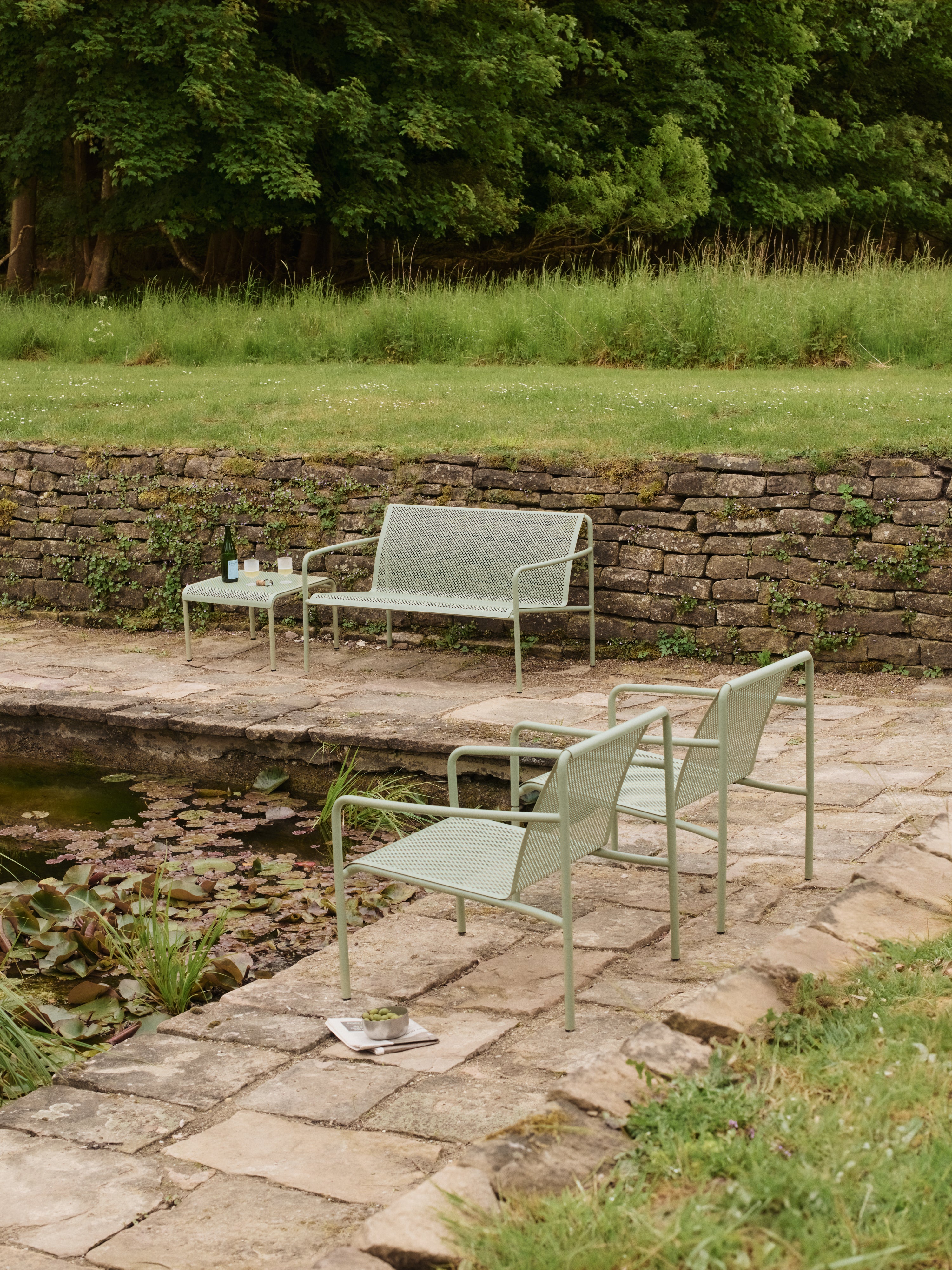 DAPPLE matcha garden coffee table