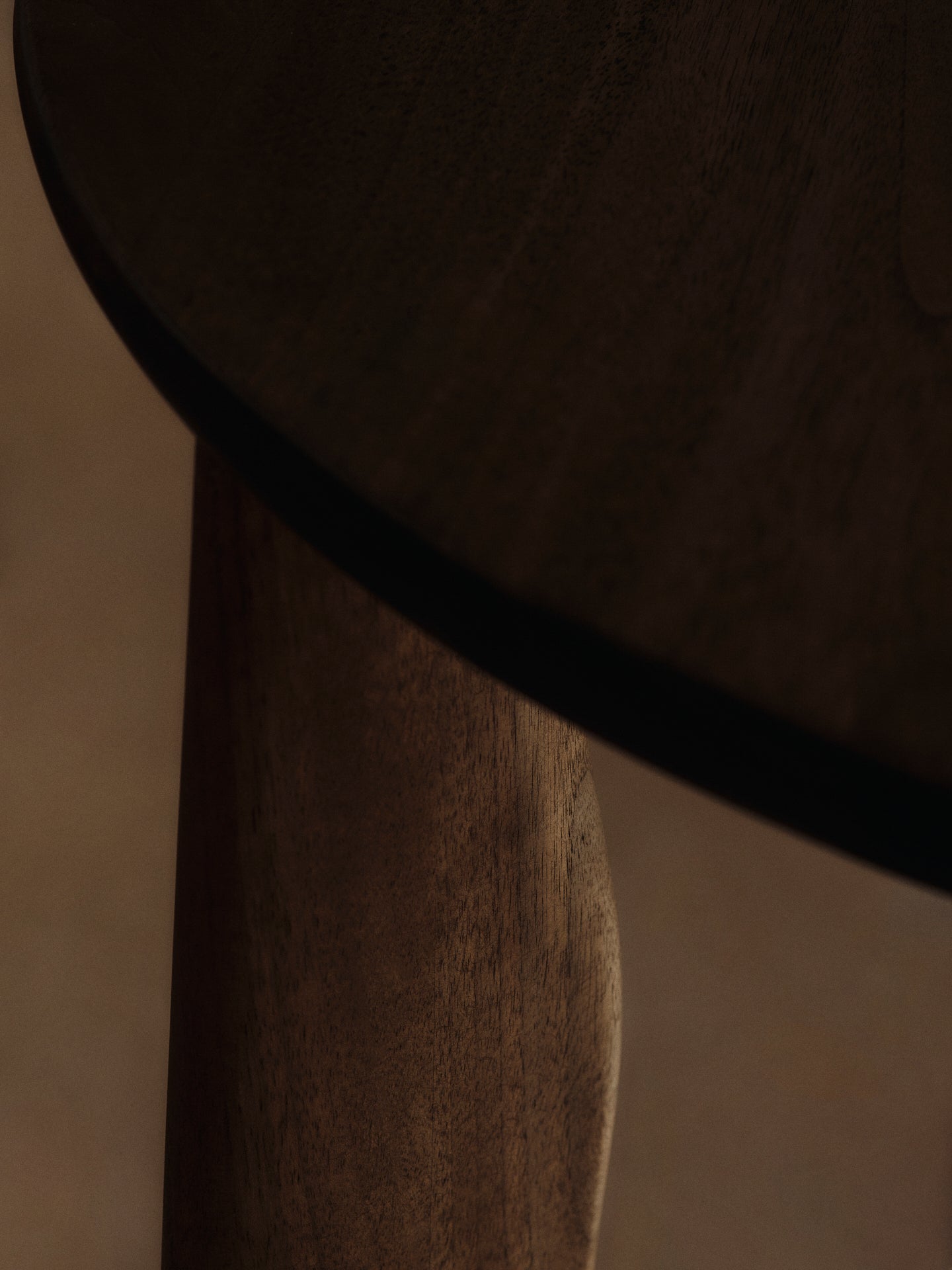 Psací stůl se zásuvkou FEVE ořechové dřevo