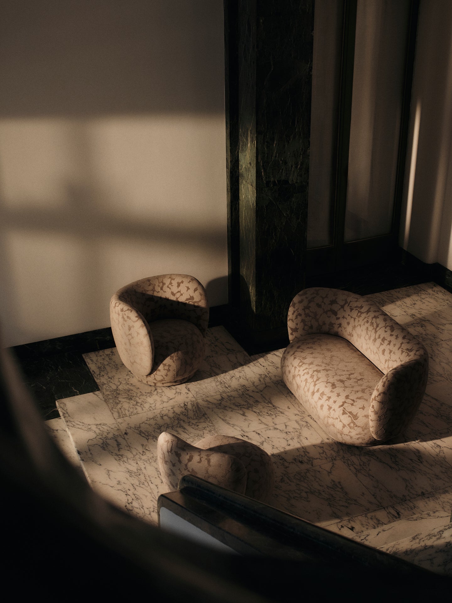 Křeslo otočné RICO LOUNGE Cilla taupe