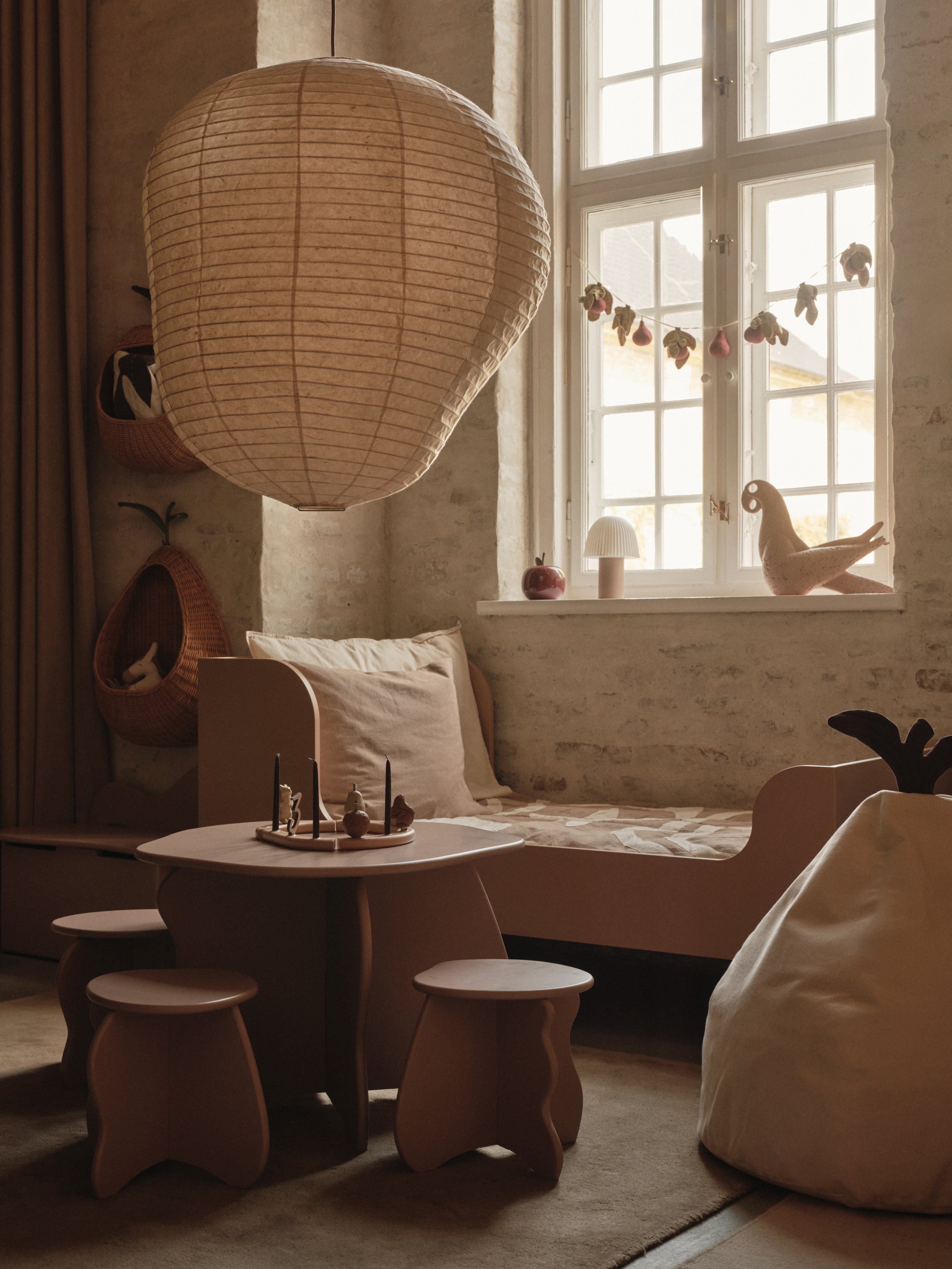 Svícen LOOPI růžový