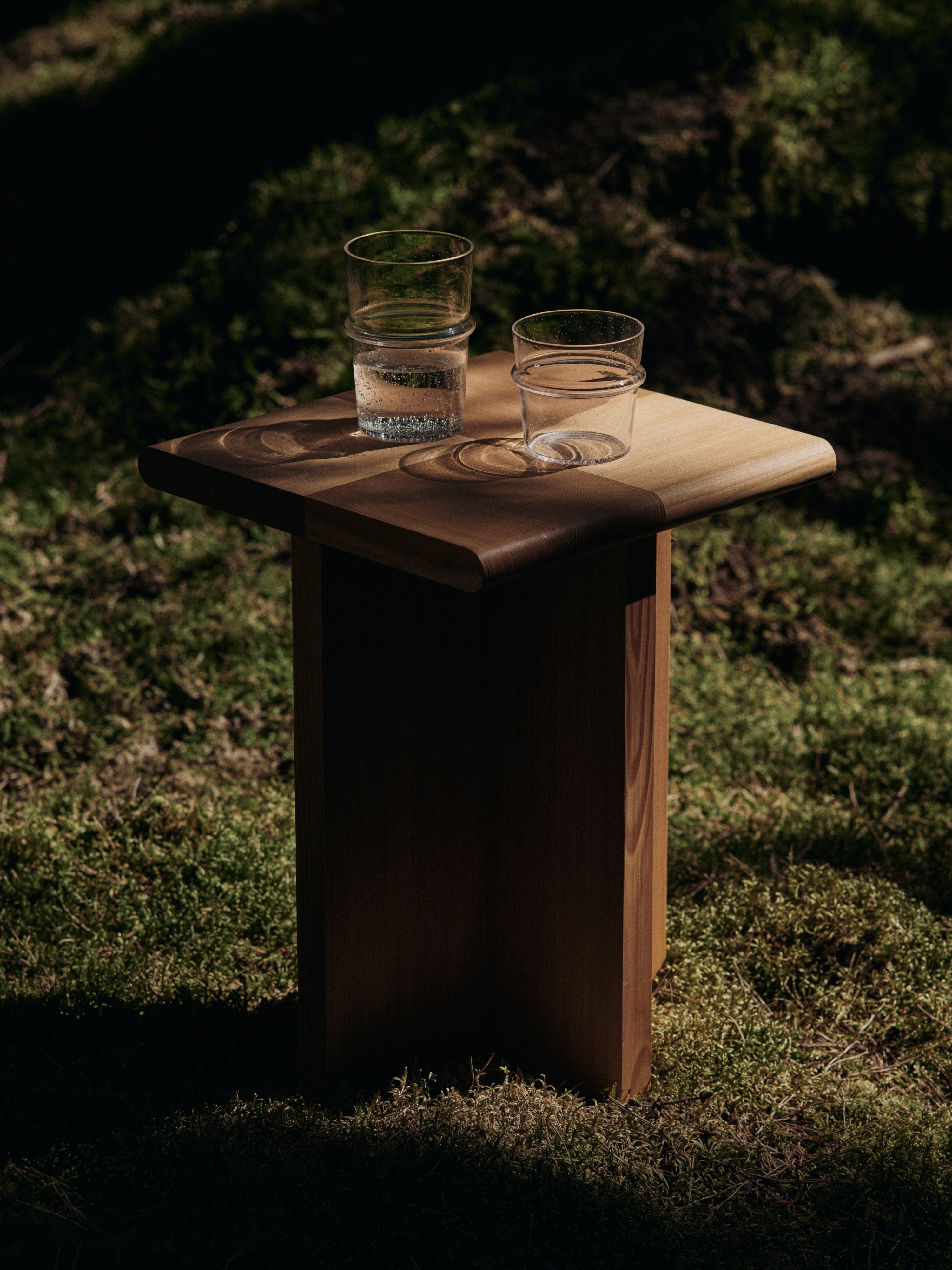 SALA PIECE side table made of solid Douglas fir