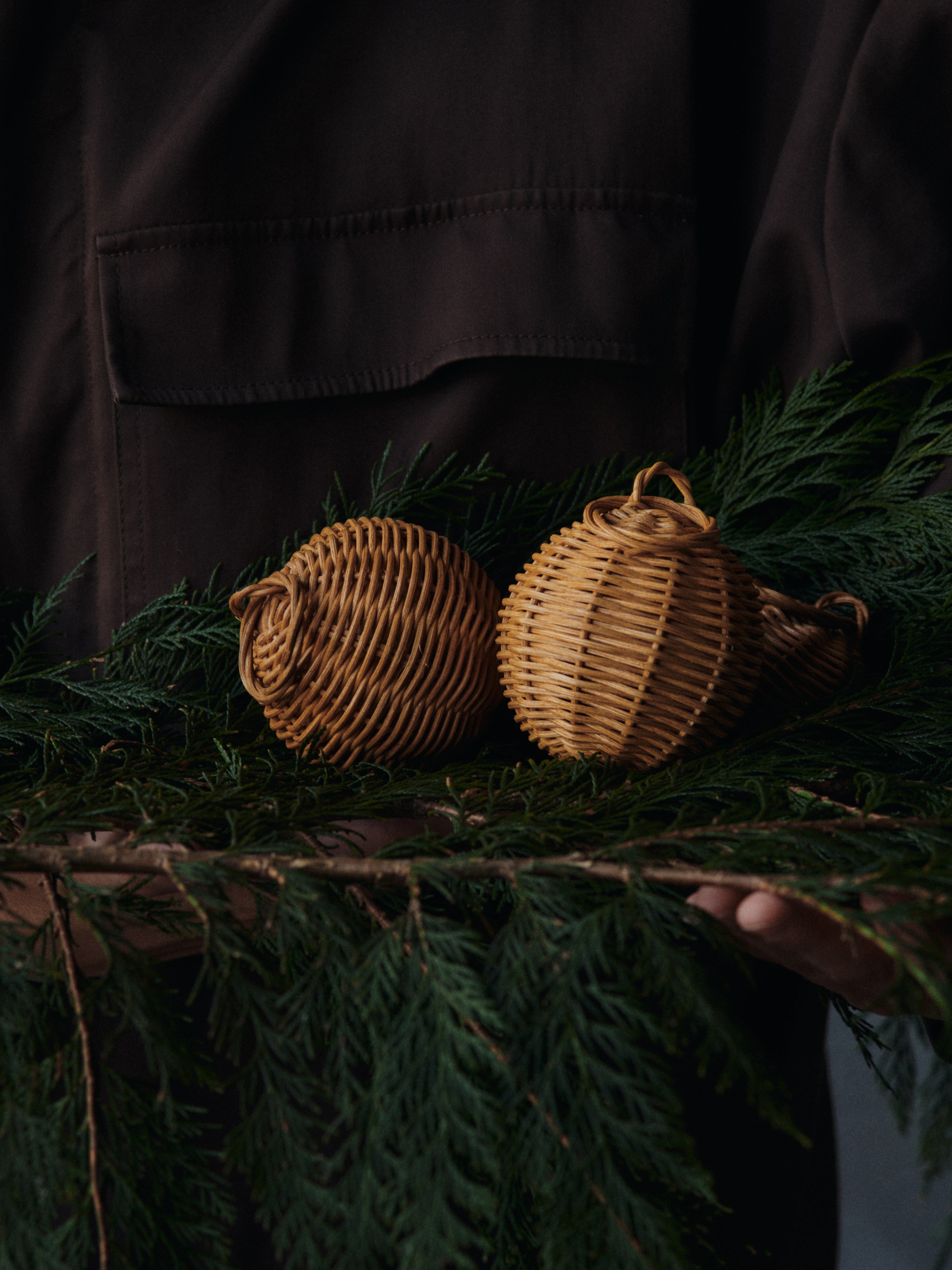 BRAIDED rattan ornament set
