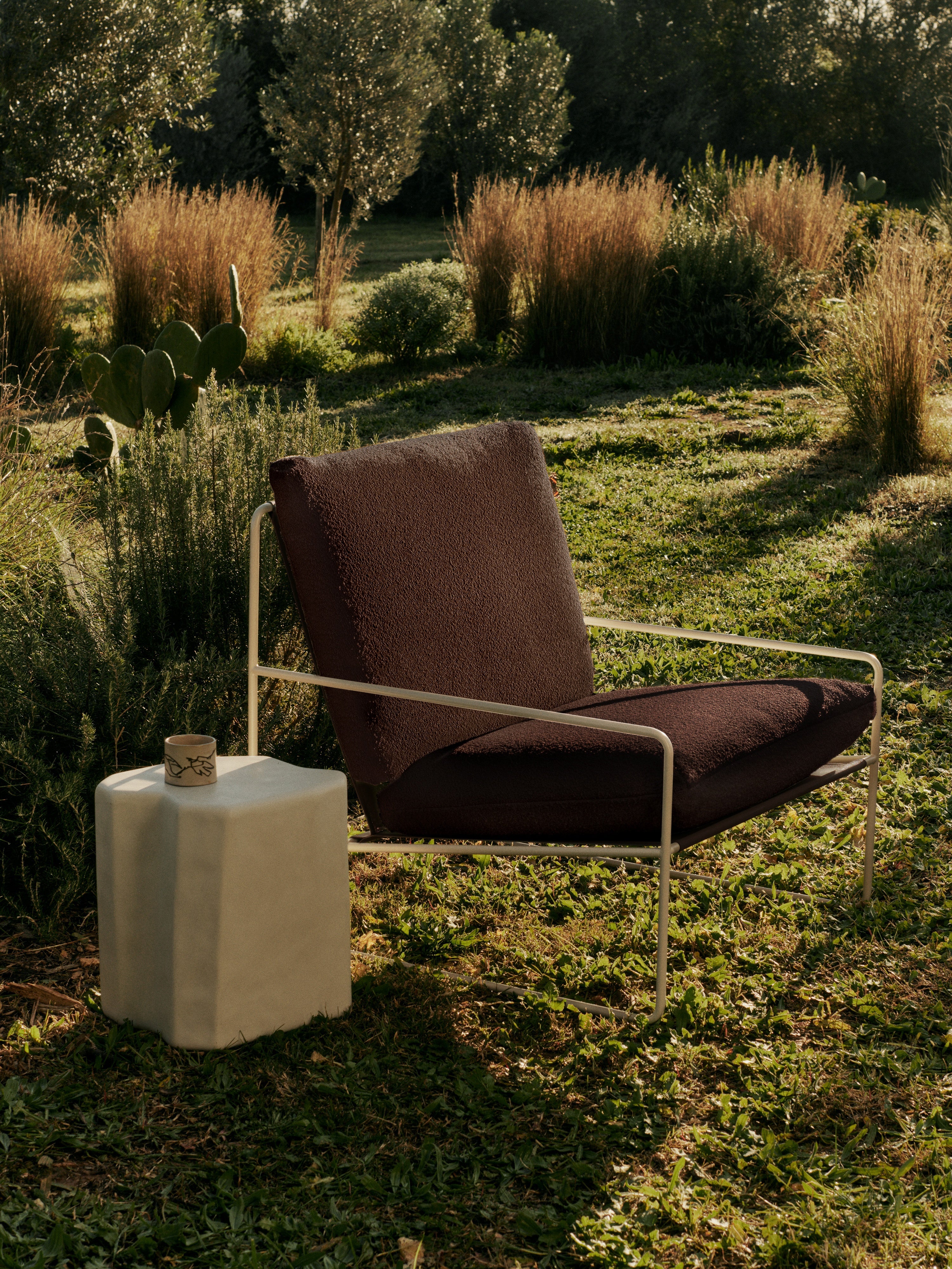 DESERT Outdoor Armchair in Brown Boucle with Beige Base