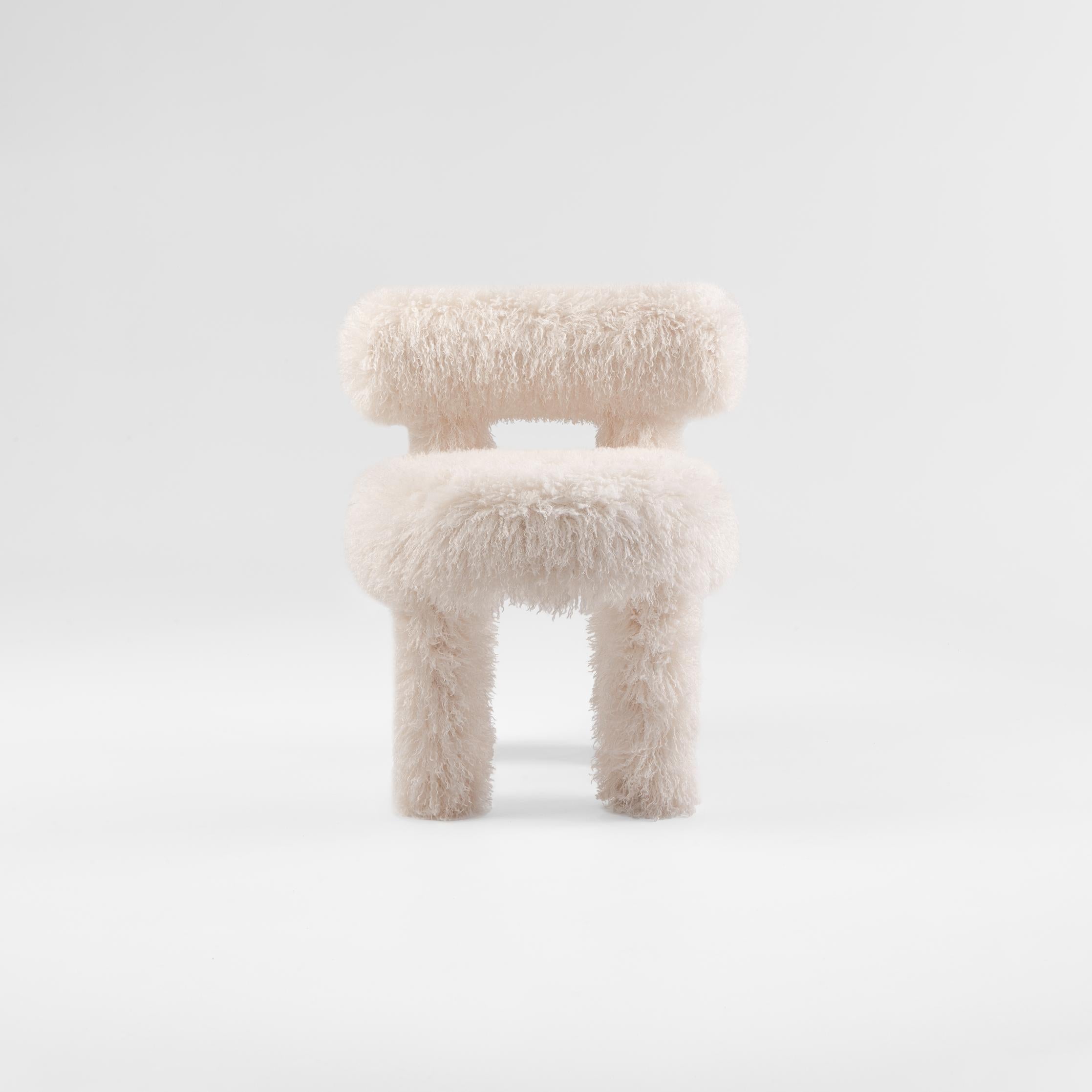 GROPIUS CS1 Chair - FLUFFY EDITION artificial fur