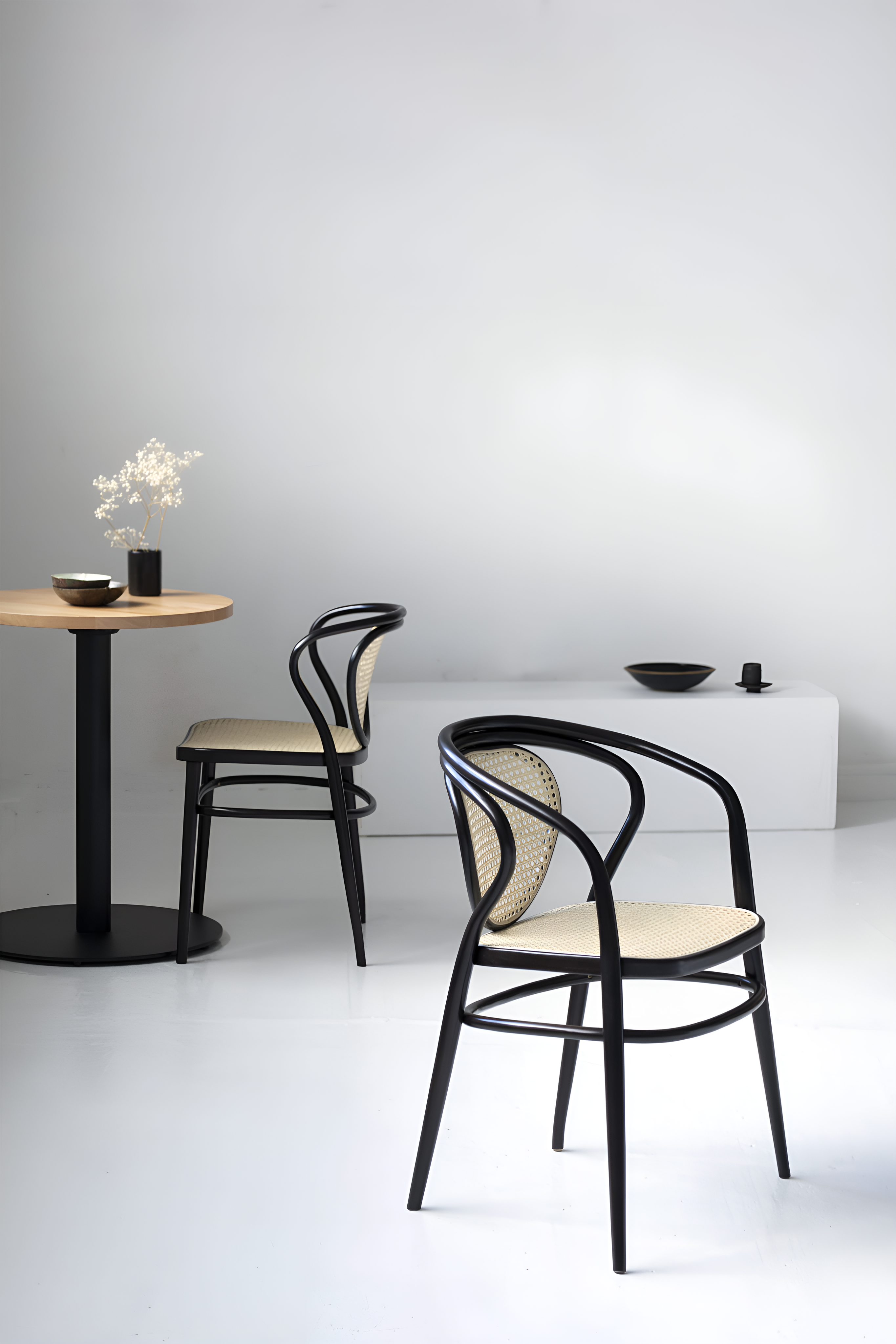 Chair with armrests Nodo B-1400 beech wood