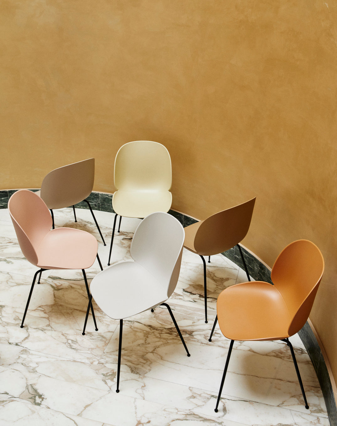 Židle BEETLE hnědá