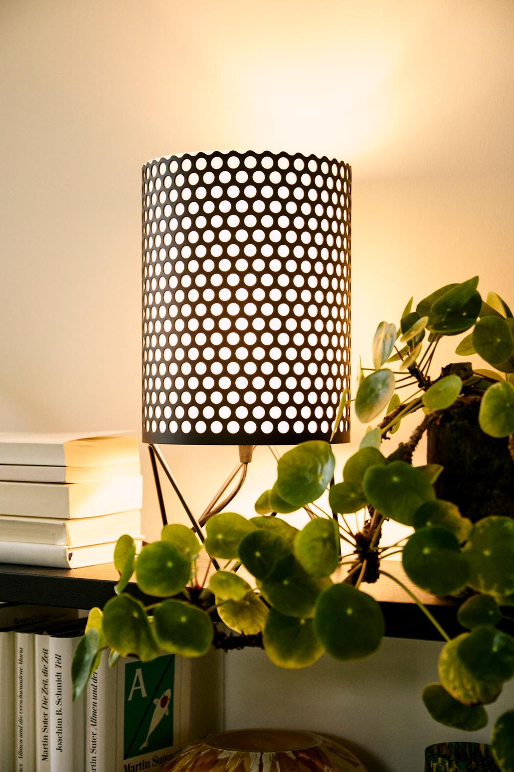 Stolní lampa ABC bílá