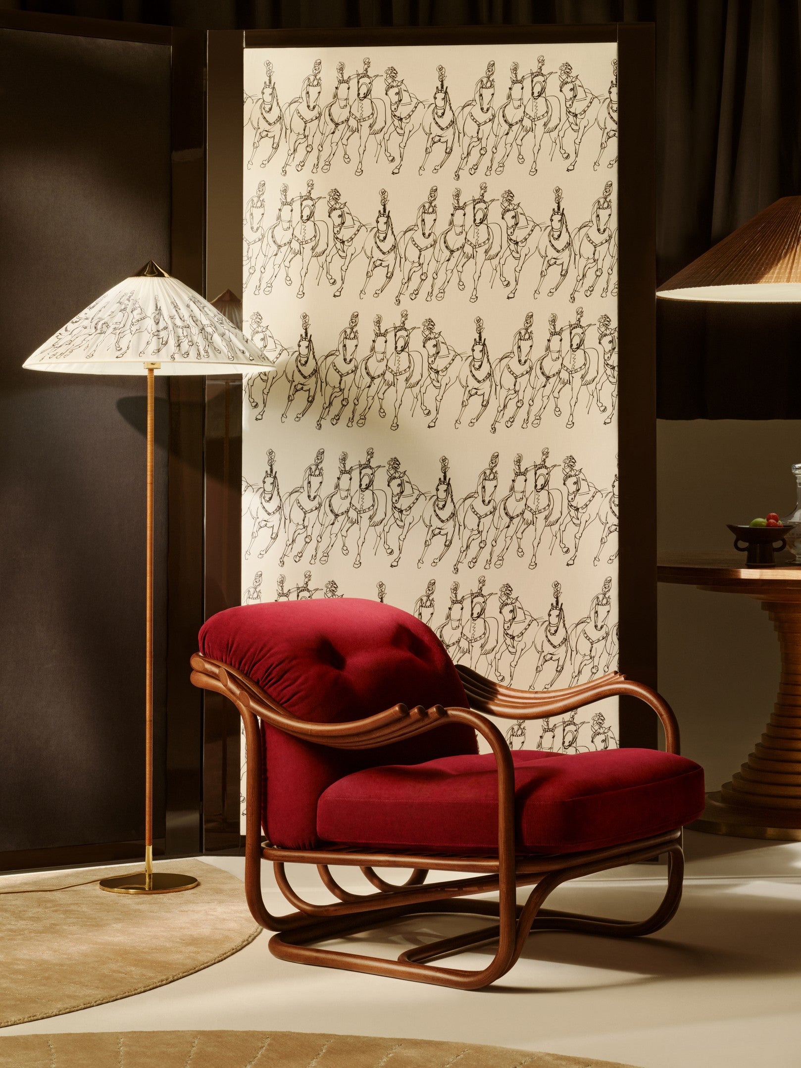 Stojací lampa 9602 mosaz s ratanovým stínidlem