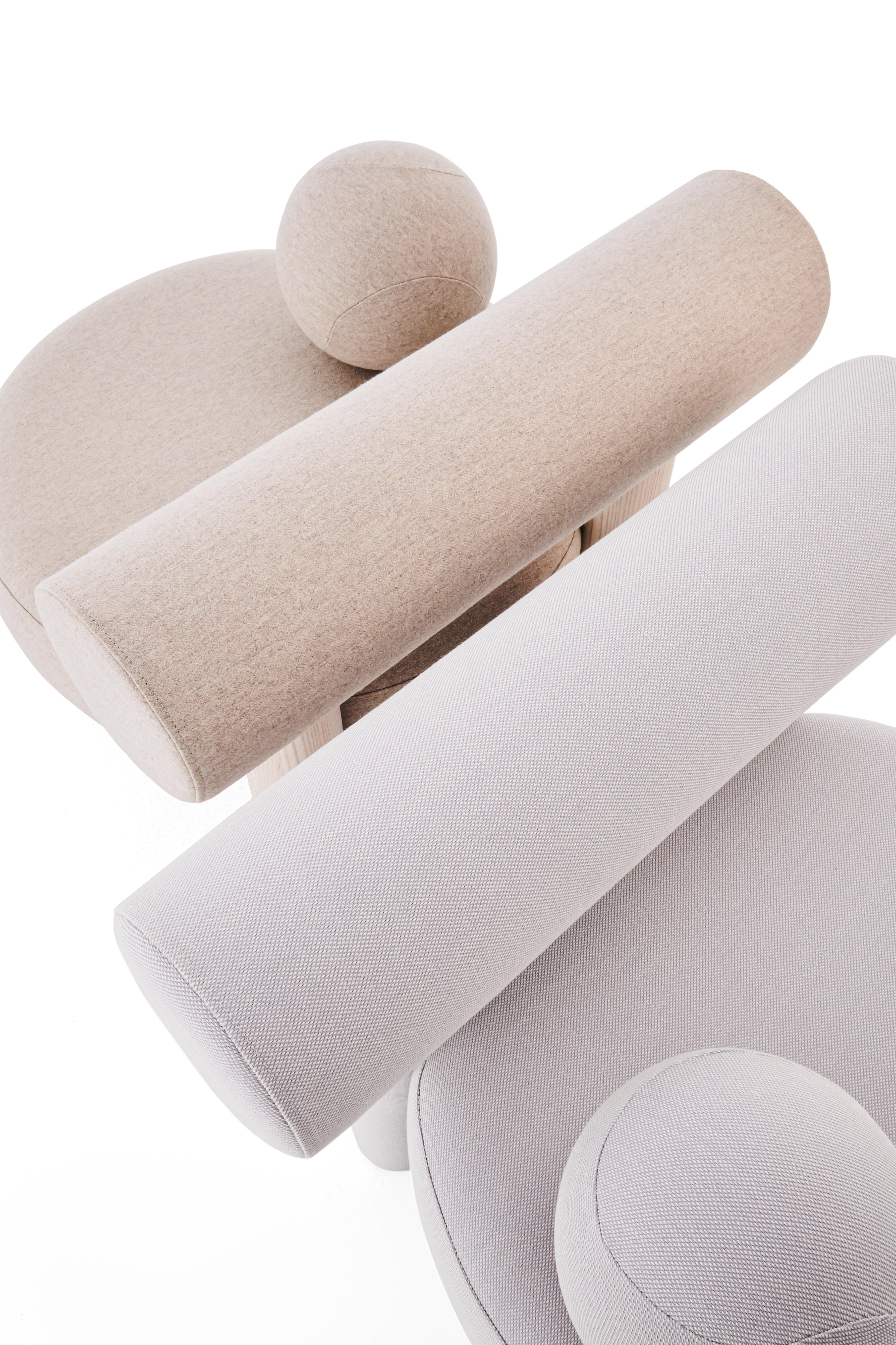 GROPIUS CS2 upholstered armchair with wooden base