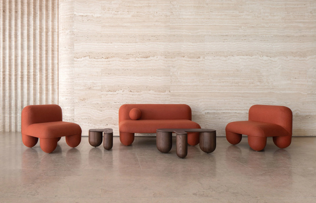 Fotel HELLO LOW tapicerowany – styl minimalistyczny