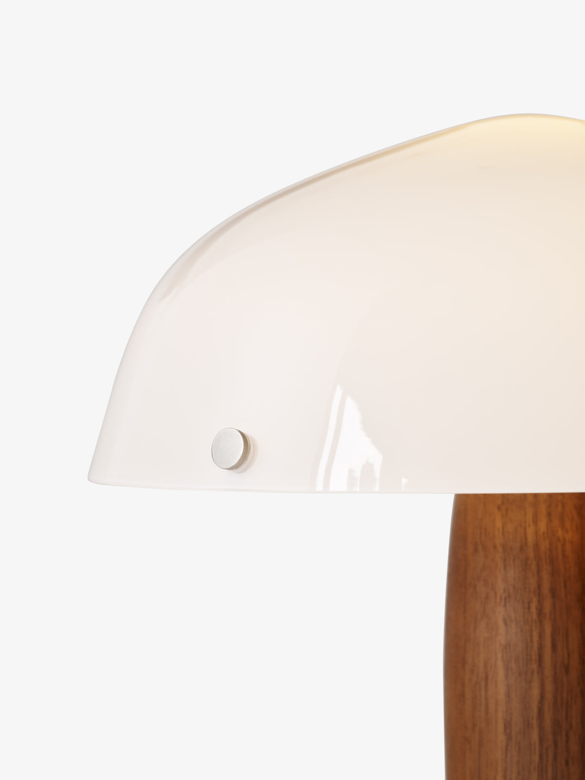 Stolní lampa HERMAN SHY3 opálové sklo s ořechovým dřevem a krémovým mramorovým podstavcem