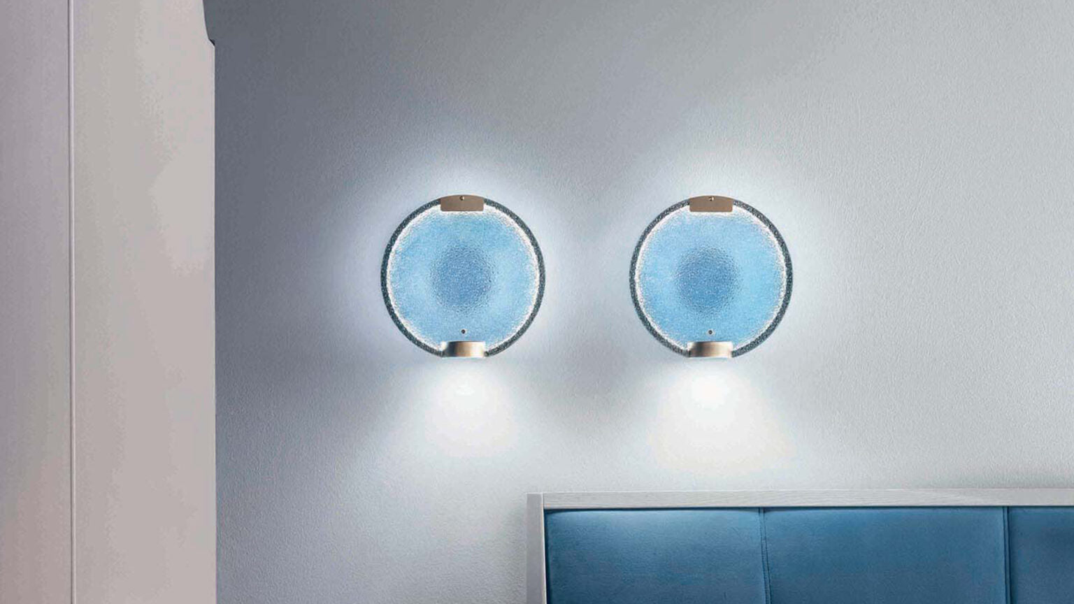 HORO A Wall Lamp in Brushed Brass