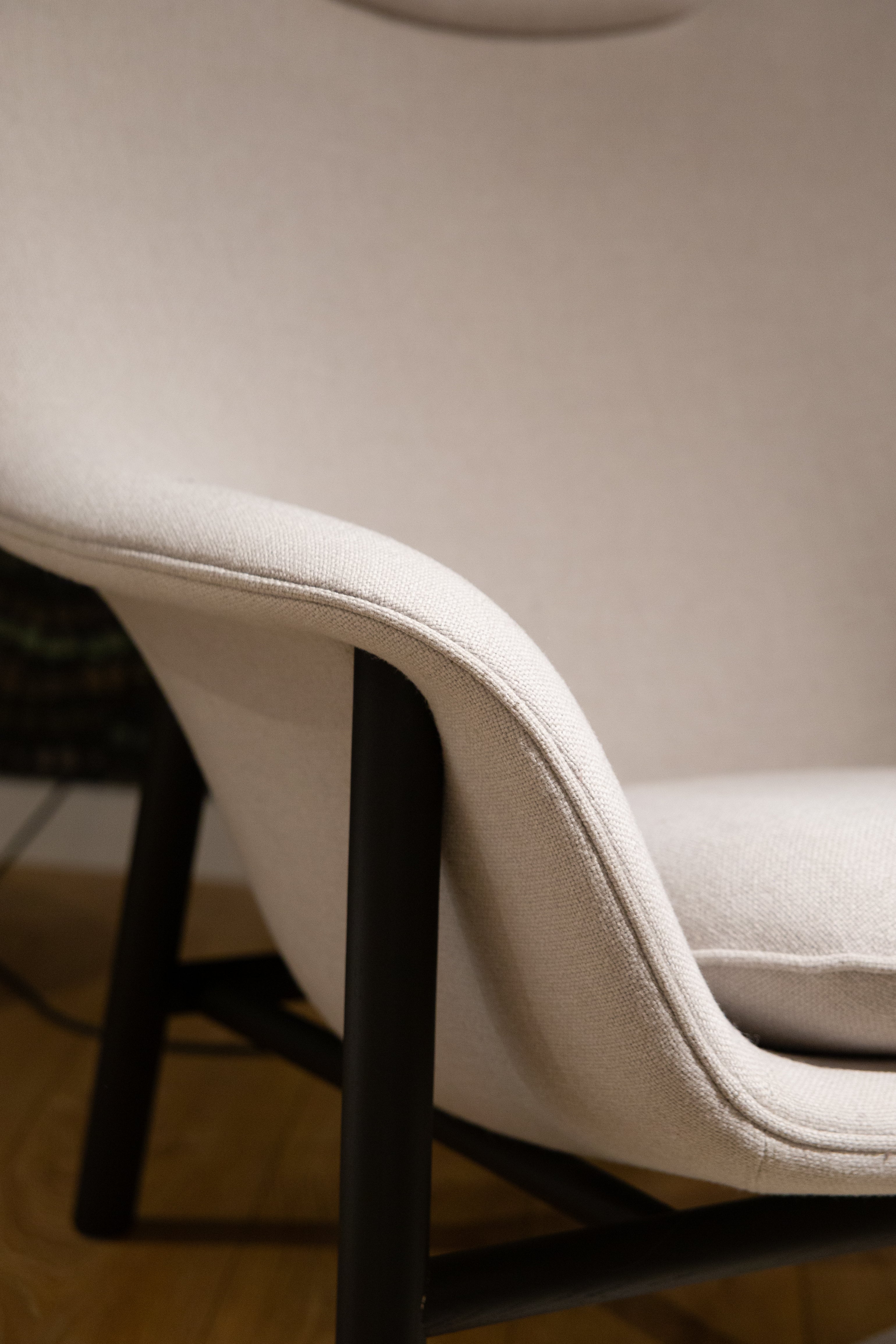 Drape High Armchair W. Headrest with Black Oak Base - Display Model