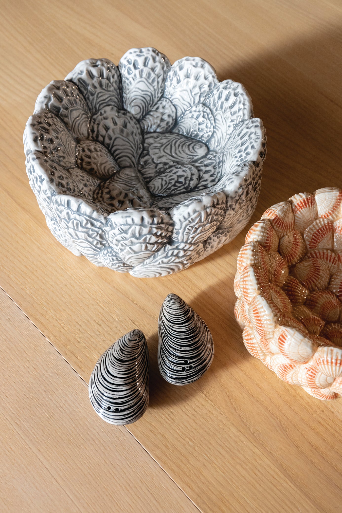 Salt and Pepper Shaker MUSSE black-beige