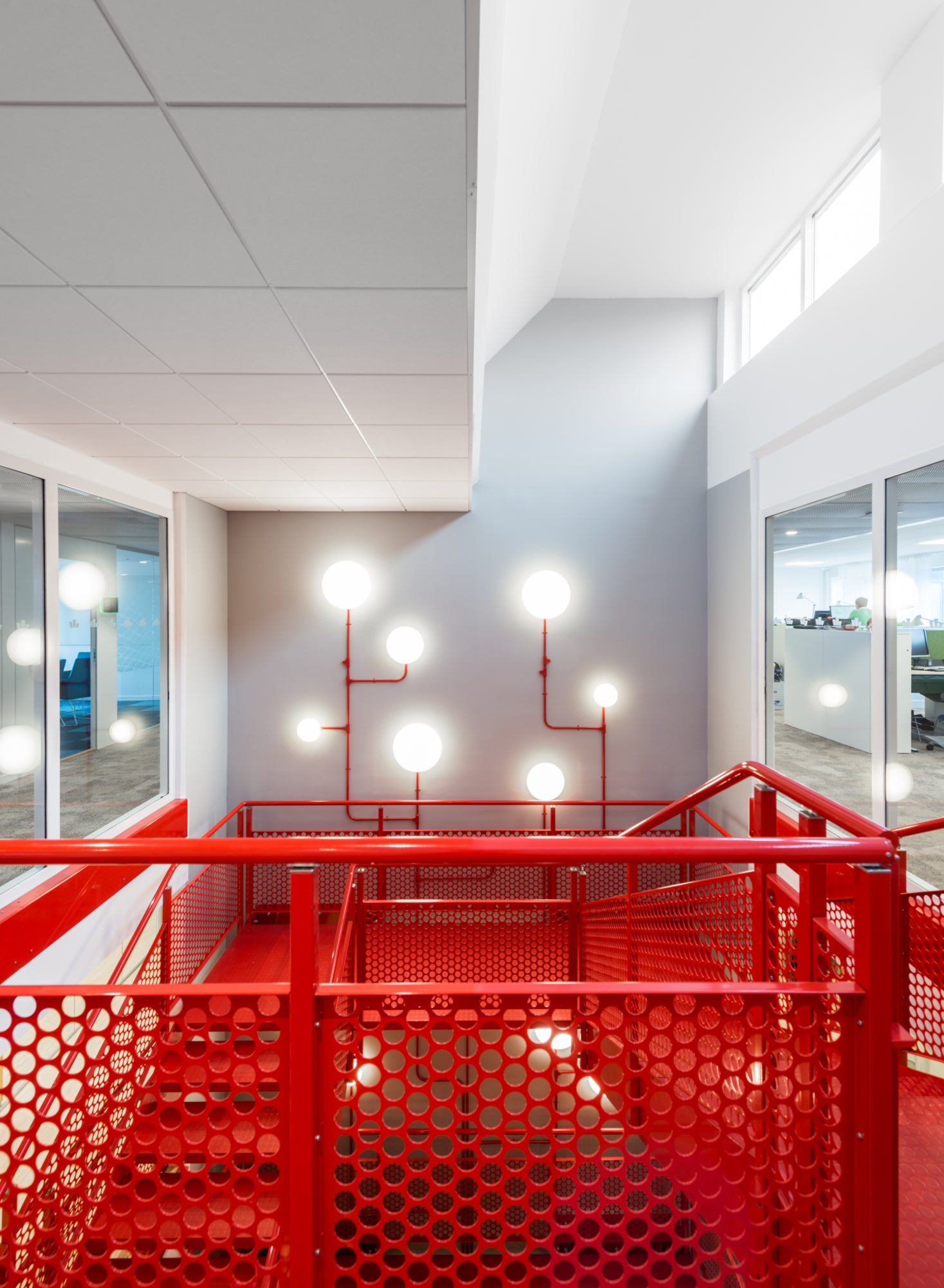 AJ EKLIPTA wall lamp white