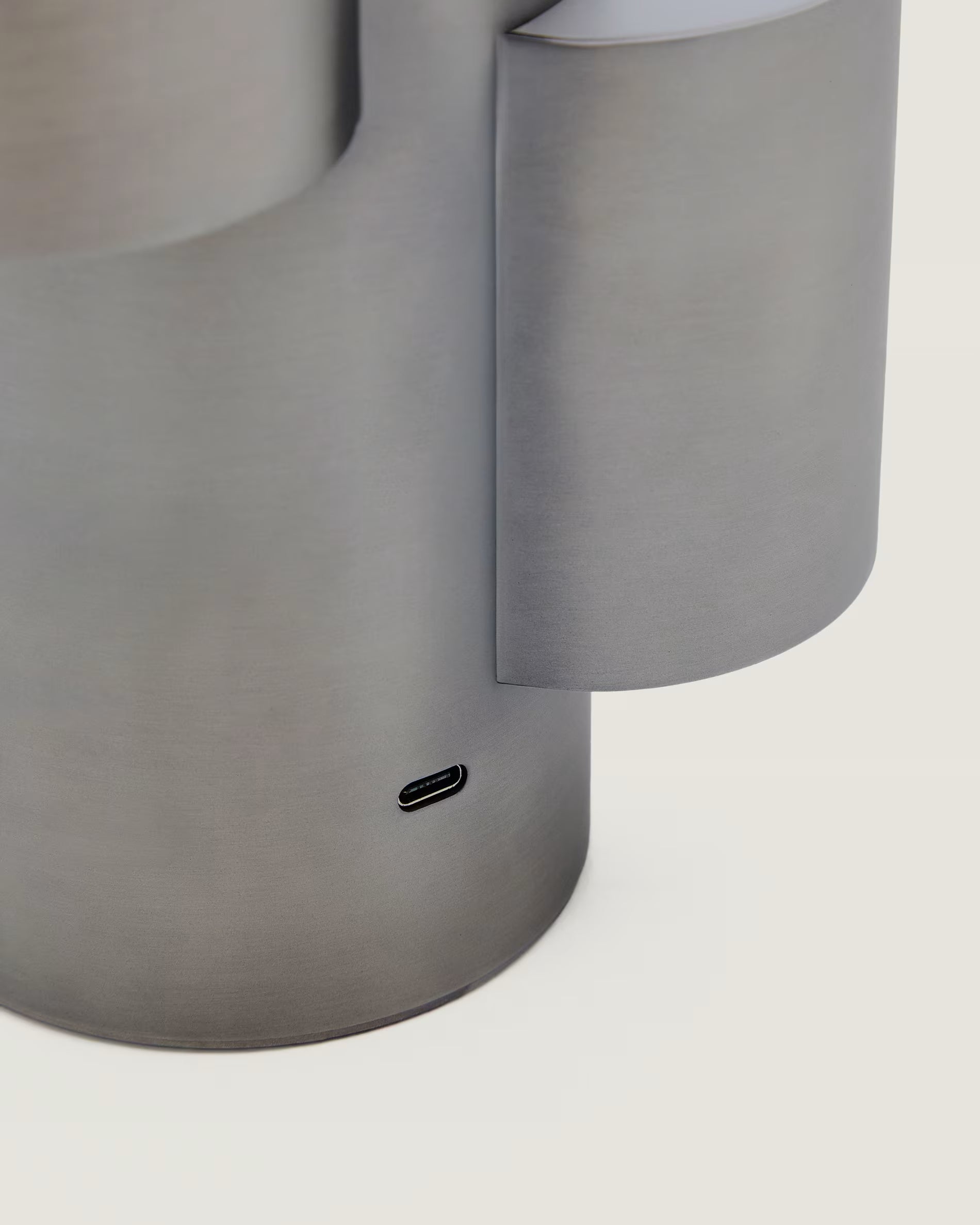 Přenosná lampa ADRINA tmavě šedý kartáčovaný kov