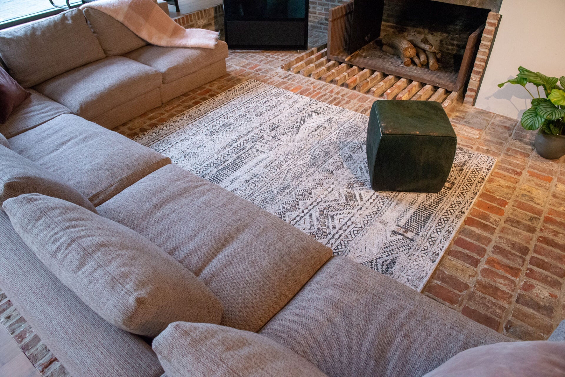 Koberec KILIM MEDINA BÍLÝ béžový