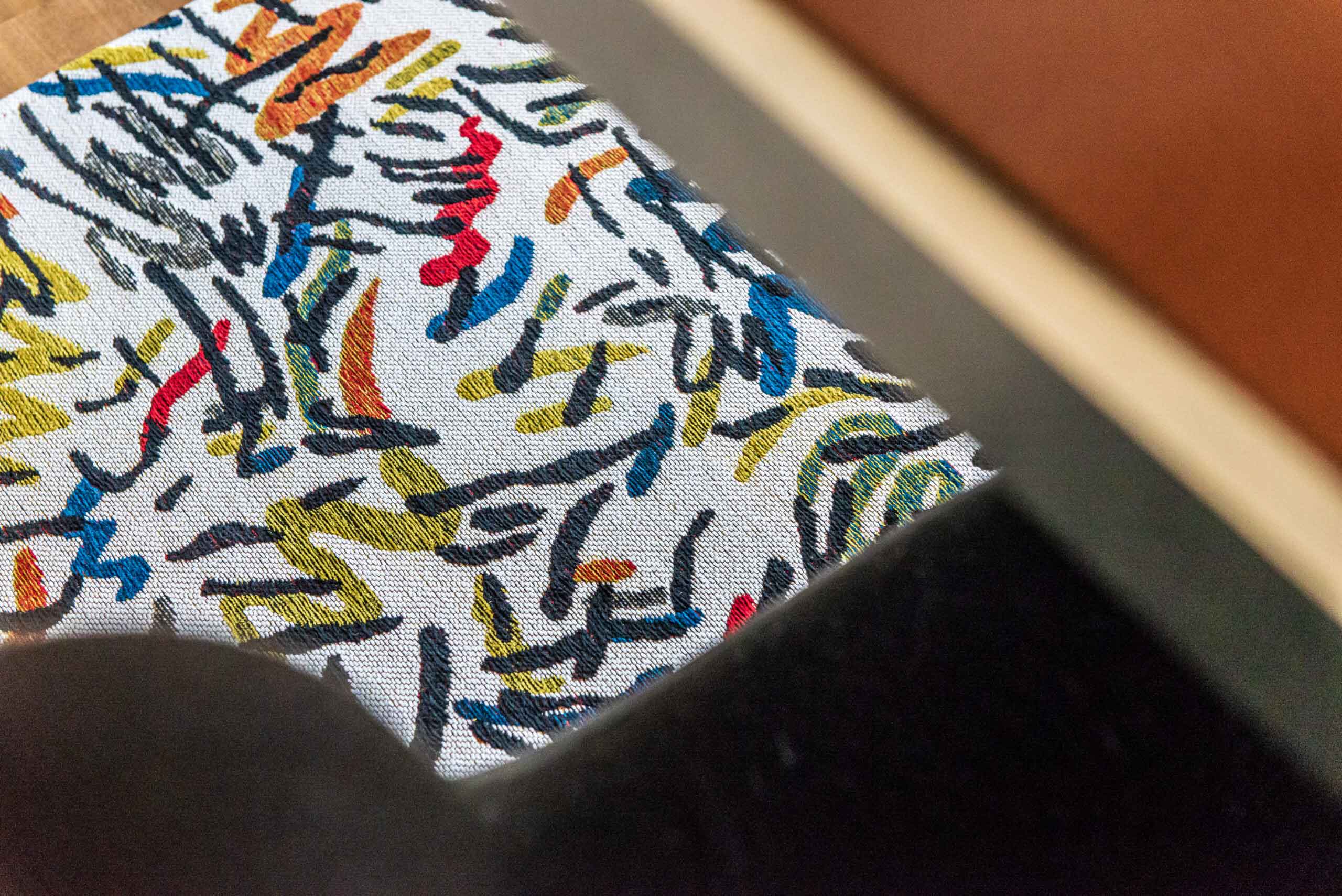 Kulatý koberec GRAFITTO STREET GRAPH abstraktní vzor