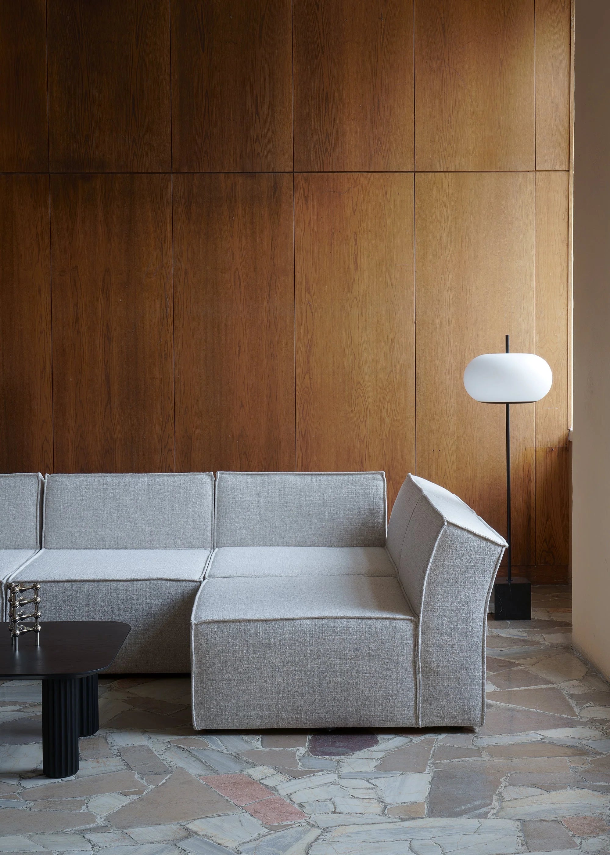 Sofa modułowa ANDO - moduł środkowy jasnoszary boucle