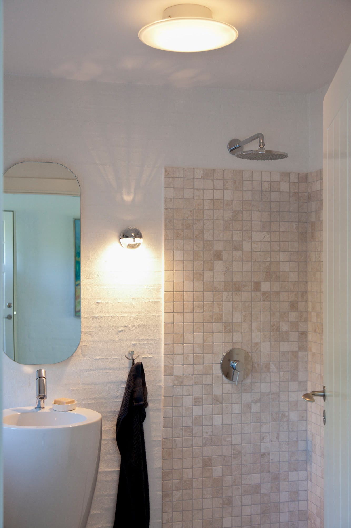 AJ EKLIPTA wall lamp white