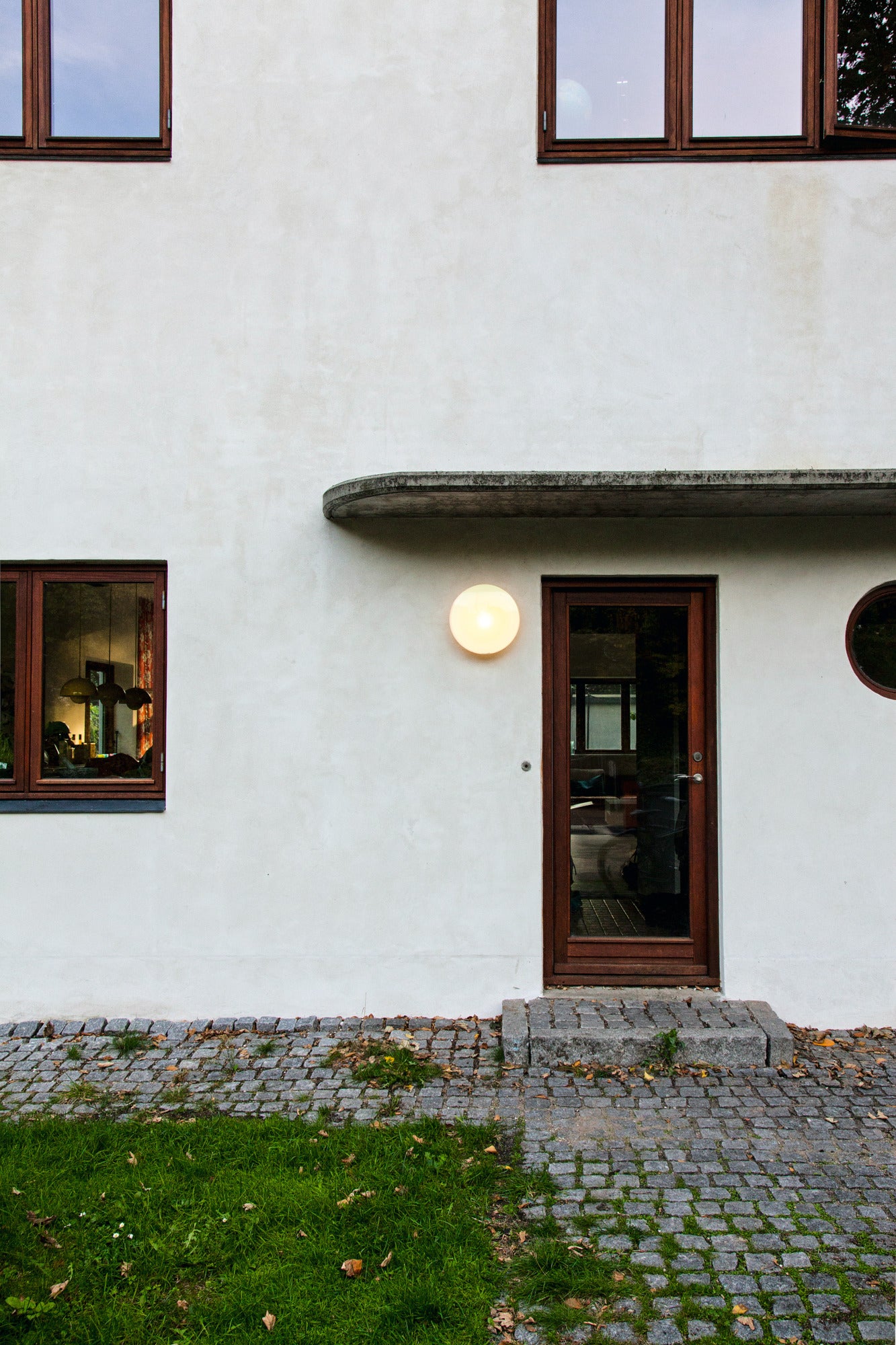 AJ EKLIPTA wall lamp white