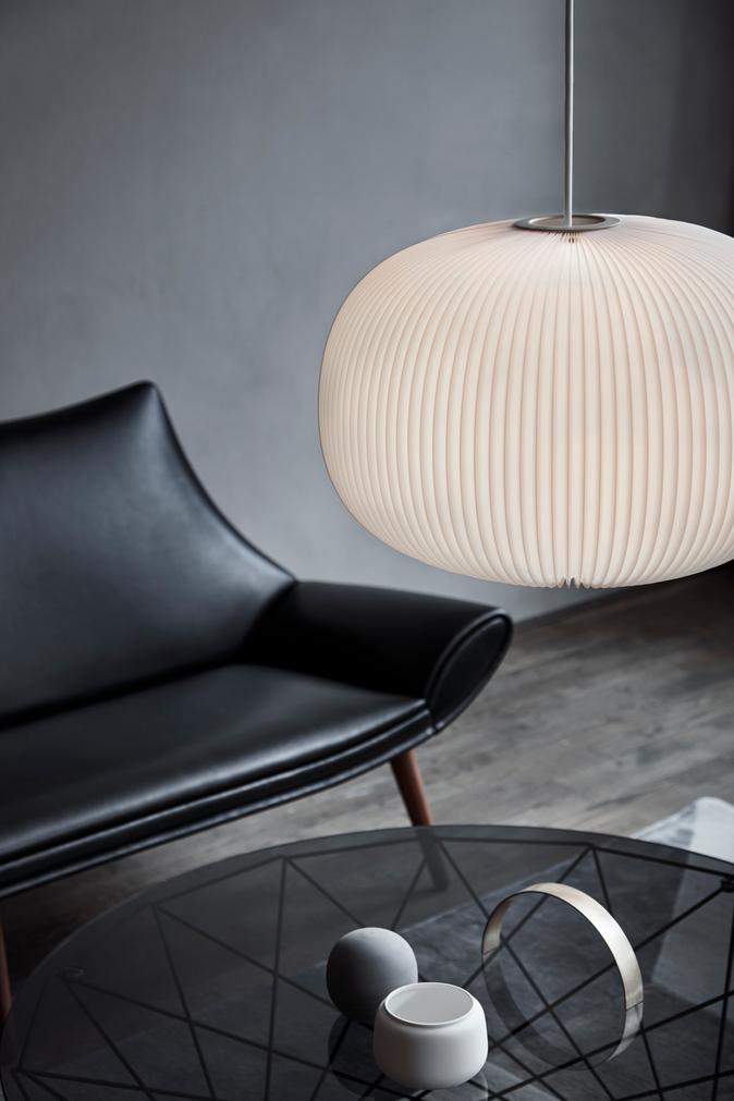 Hanging Lamp MODEL 132 LAMELLA 1 white with gold finish