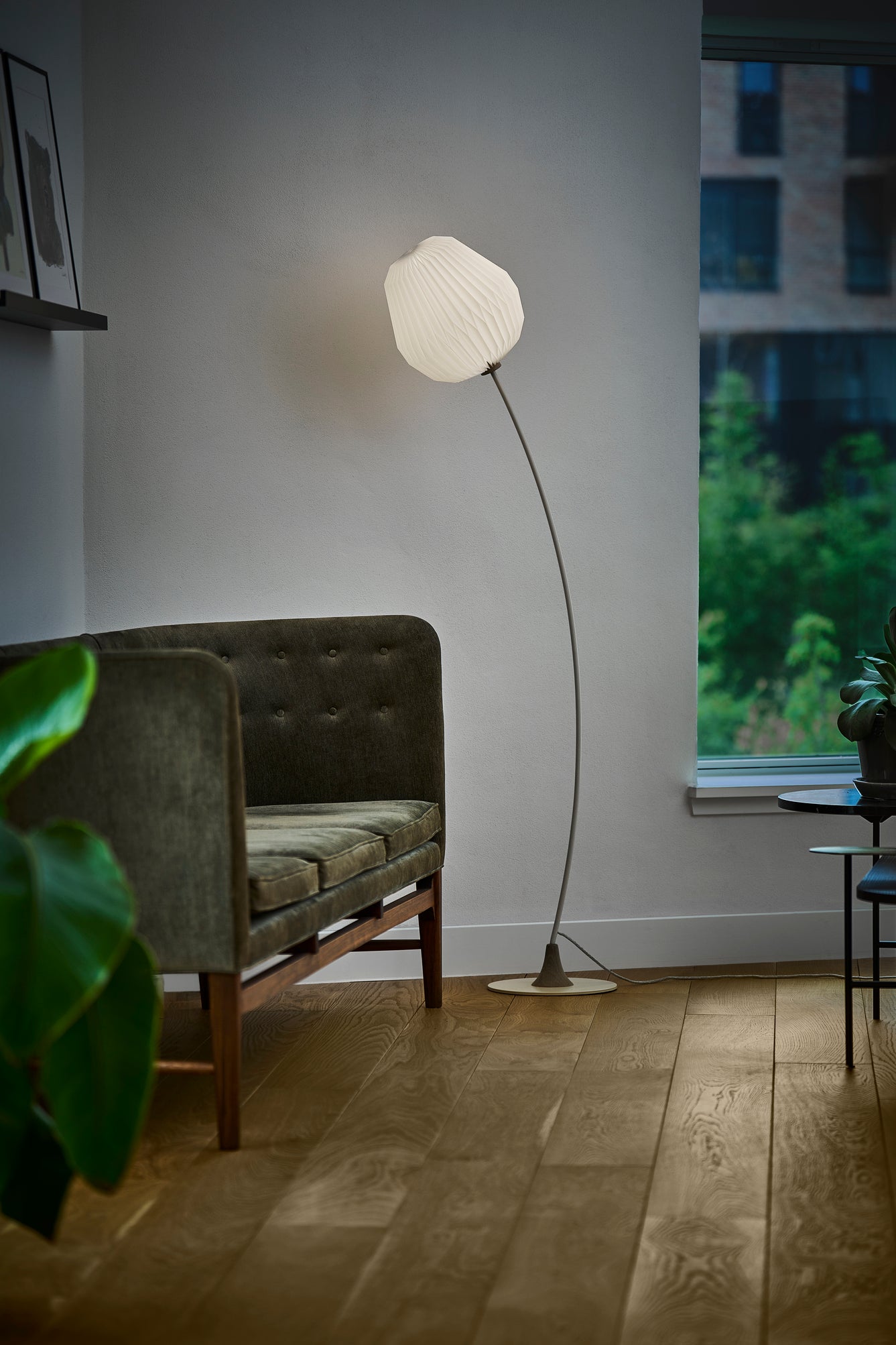 Stojací lampa MODEL 330 BOUQUET bílá