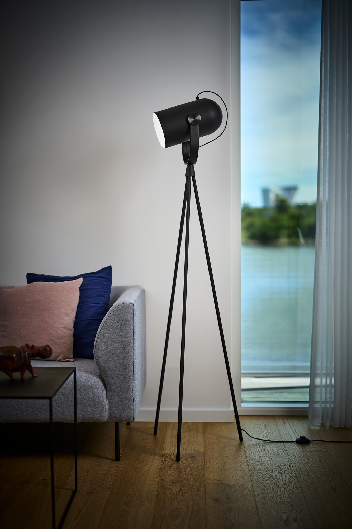 Floor lamp MODEL 362 CARRONADE II black