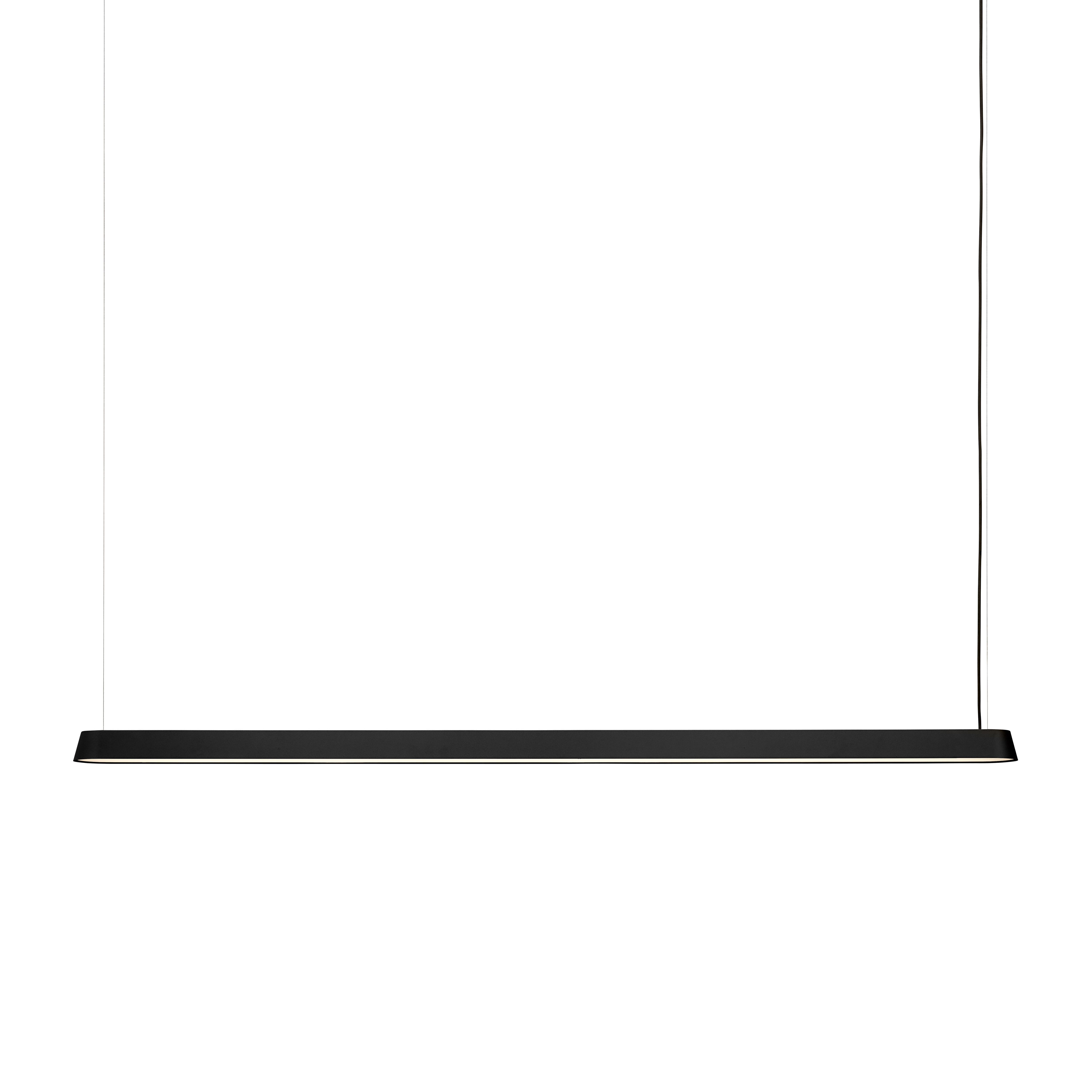 Závěsná lampa LINEAR černá