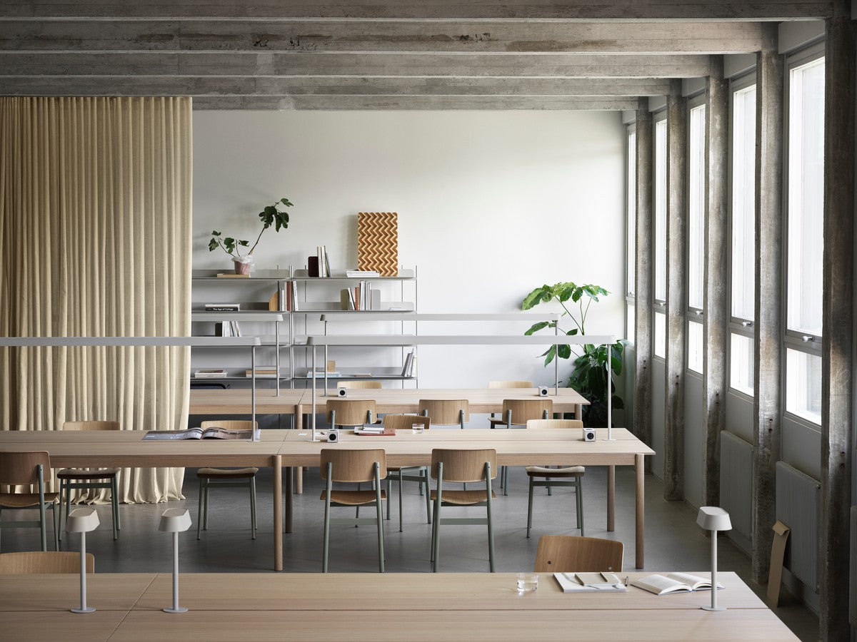 Stůl do kanceláře LINEAR SYSTEM - KONFIGURACE 2 dubová dýha