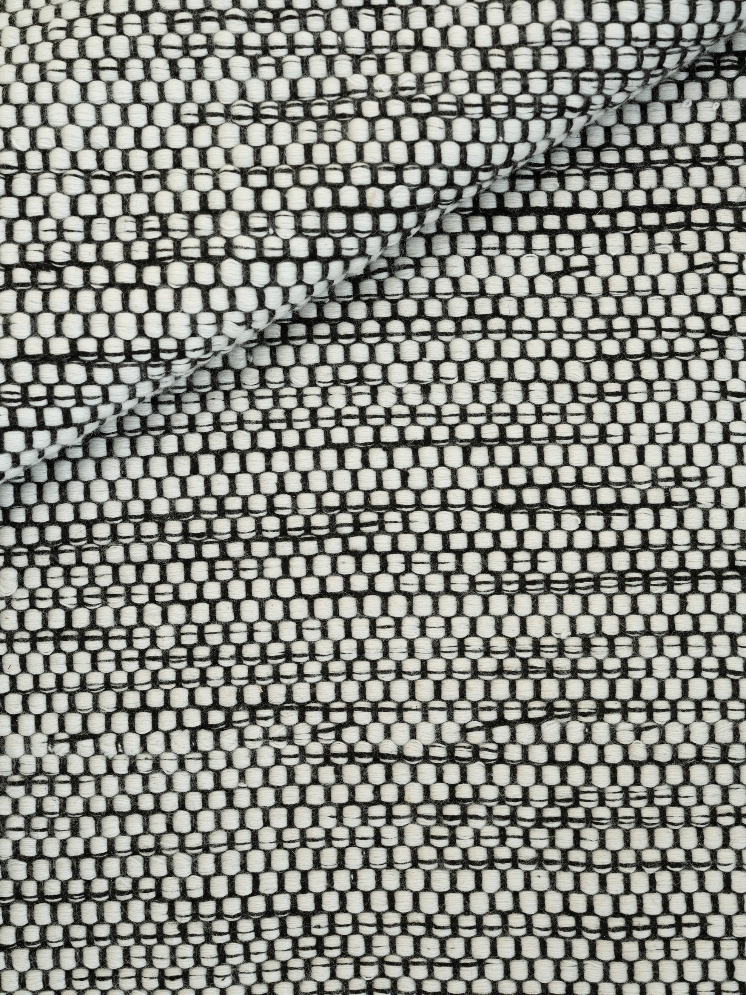 Koberec ADONIC MIST - MIXOVANÝ černý s bílým