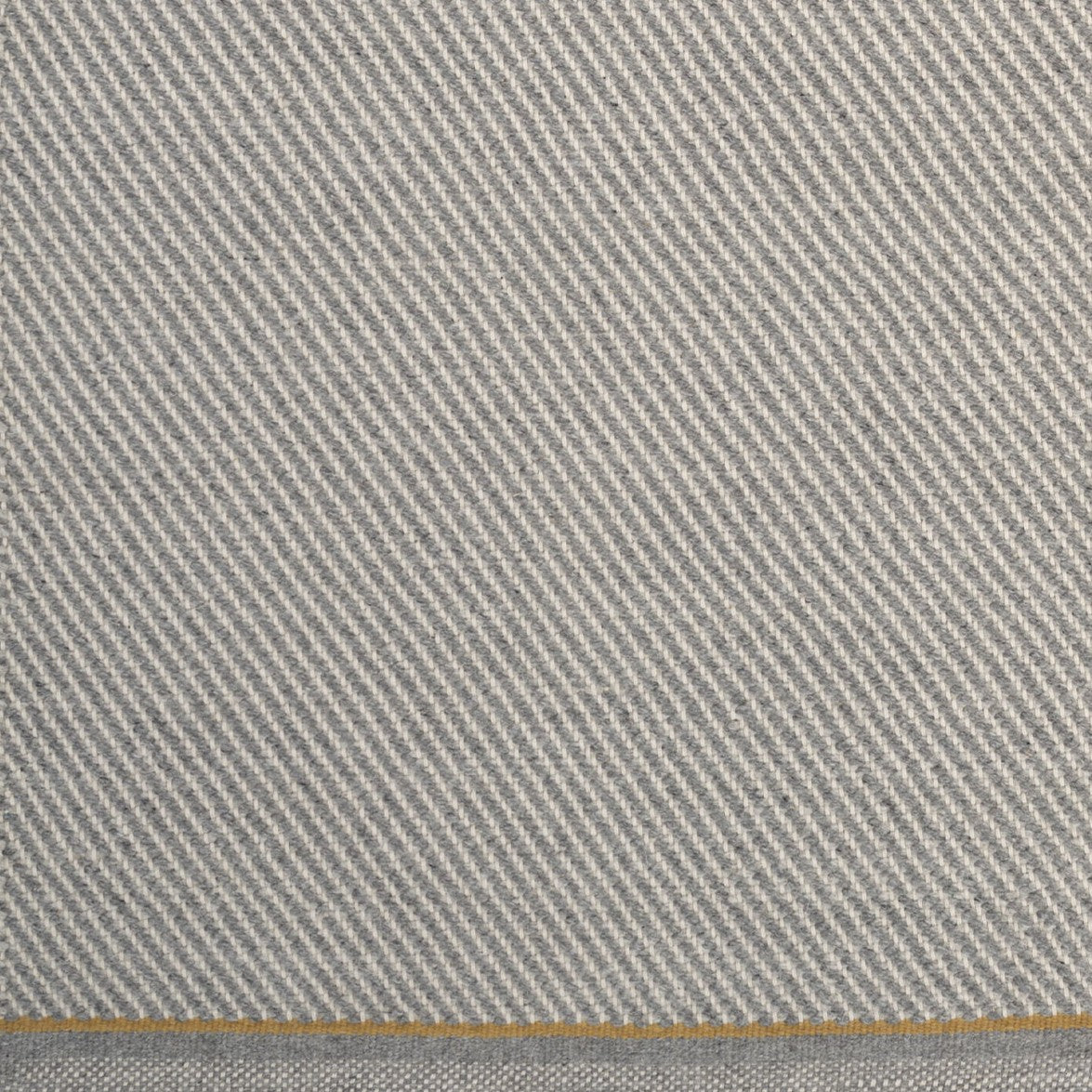 Koberec DAWN LIGHT šedý s hořčicovým pruhem