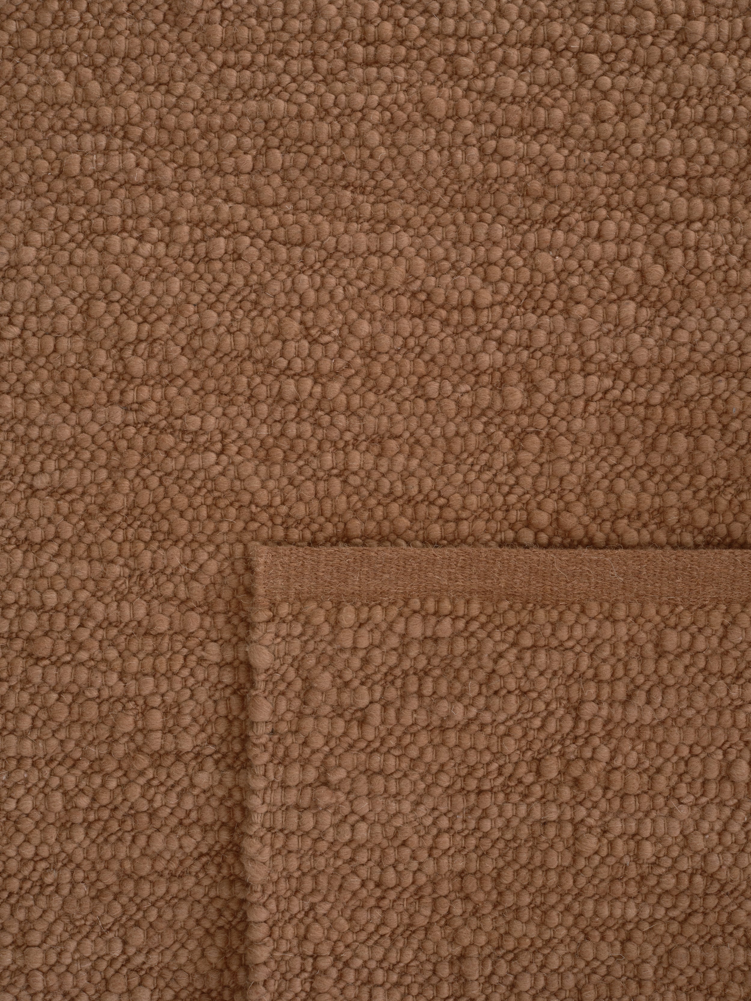 Koberec PEBBLED POEM cihlový