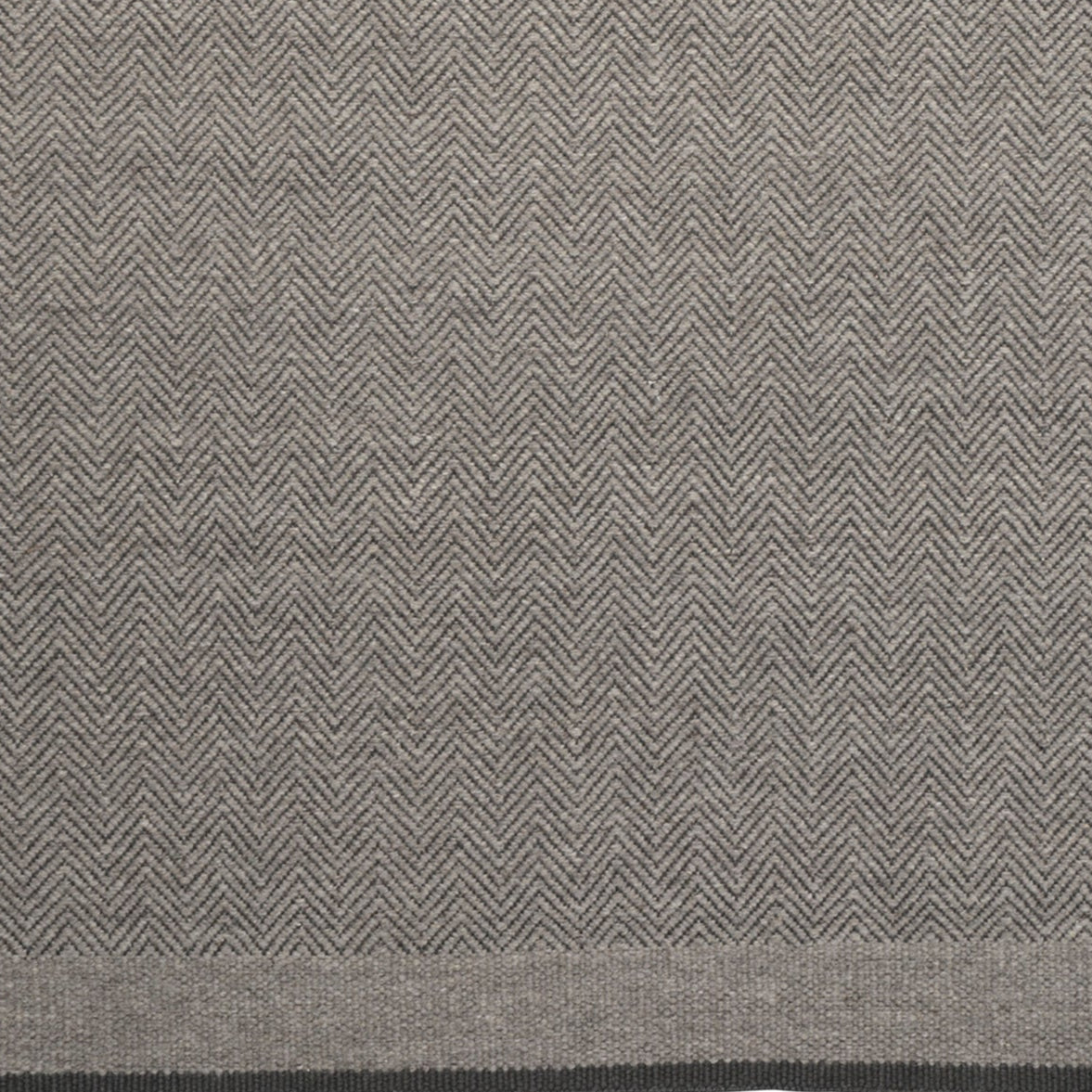 Koberec STRATUM ECHO granitově šedý