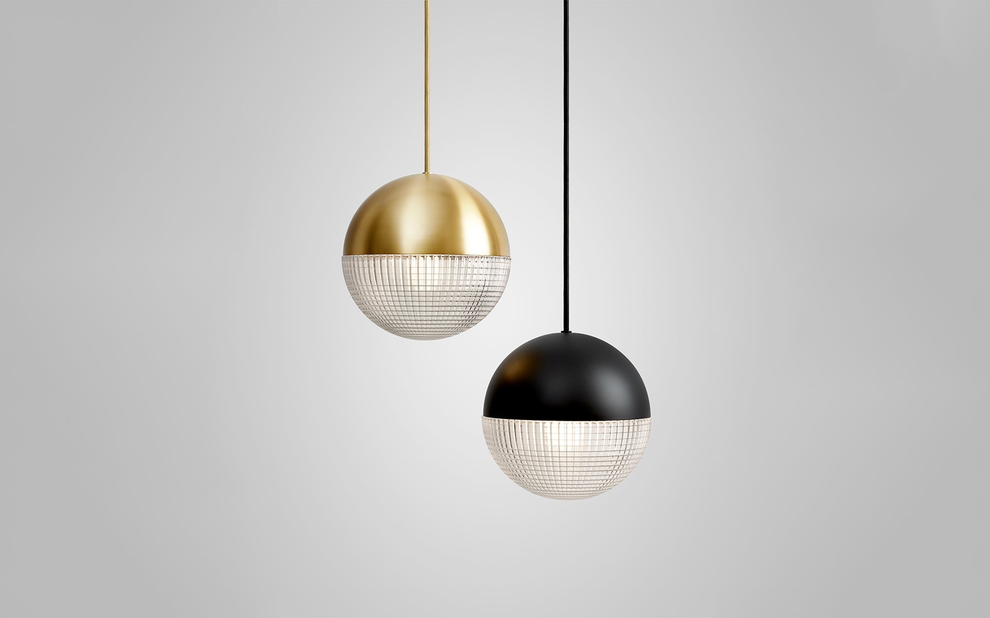 Lustrná lampa LENS FLAIR matná černá