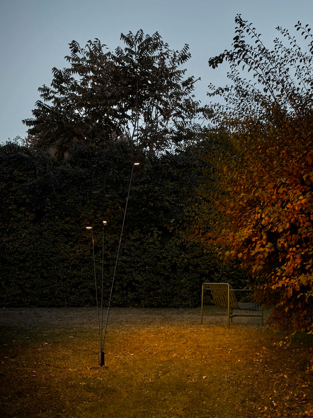 Venkovní stojací lampa s více rameny FLIA černá