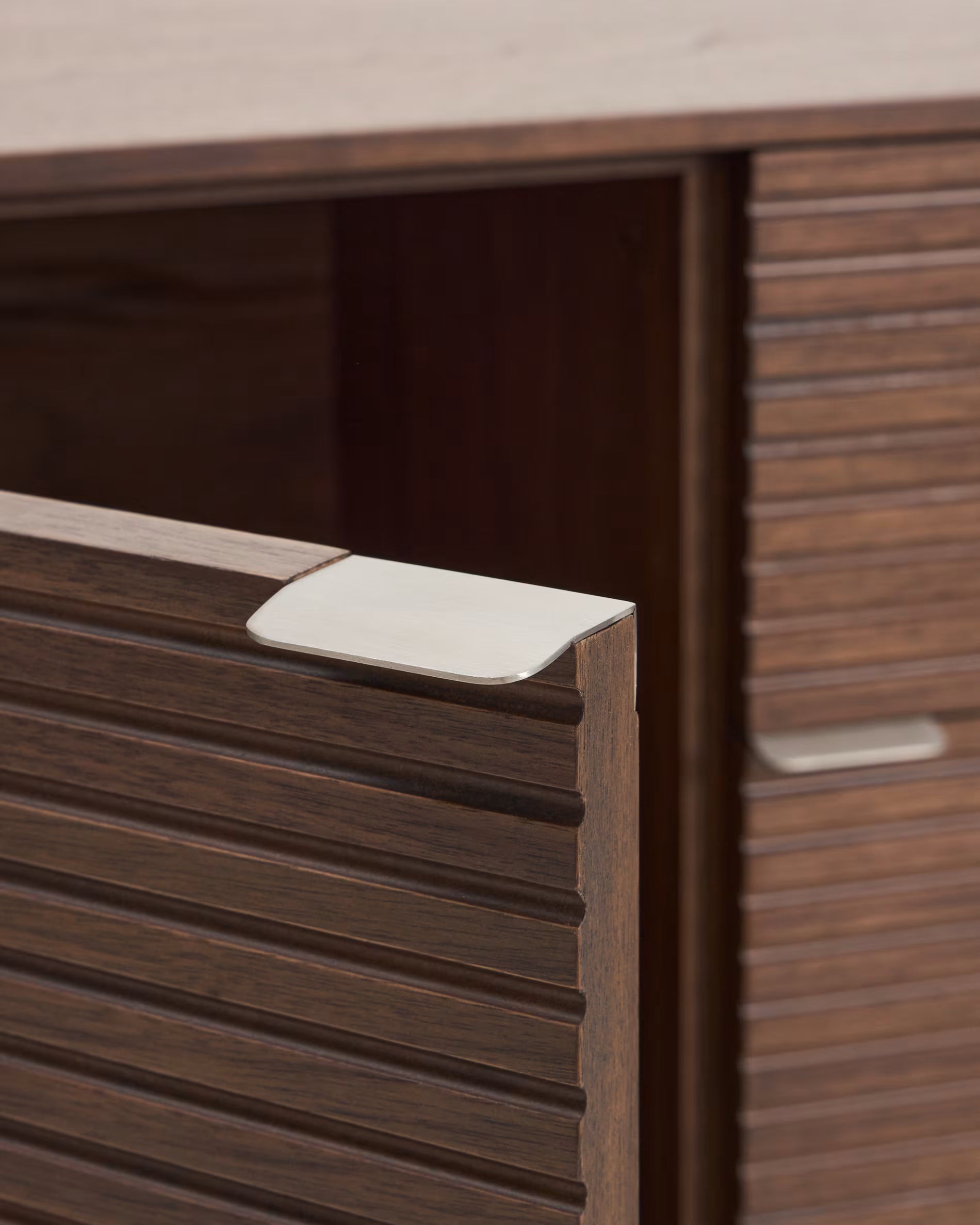 Komoda NORLEN ciemnobrązowy fornir orzechowy