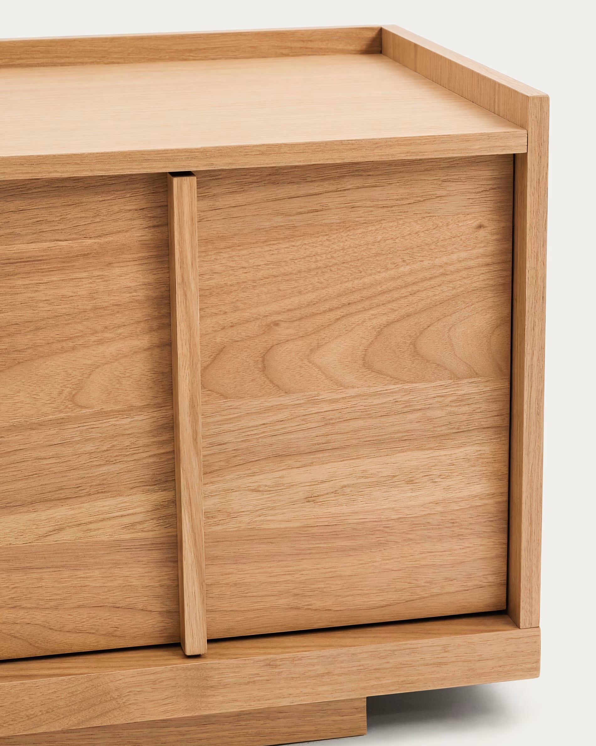 ONIX Oak Veneer TV Cabinet