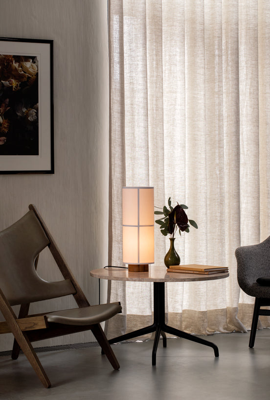 Křeslo KNITTING krémové s dubovým podstavcem