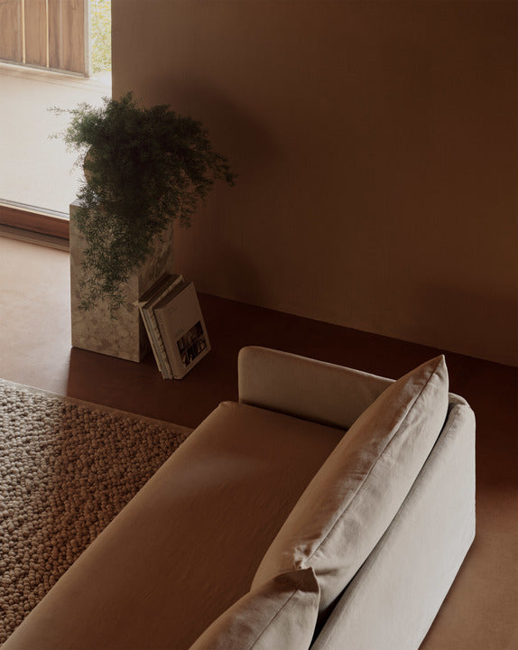 2-seater OFFSET sofa cream