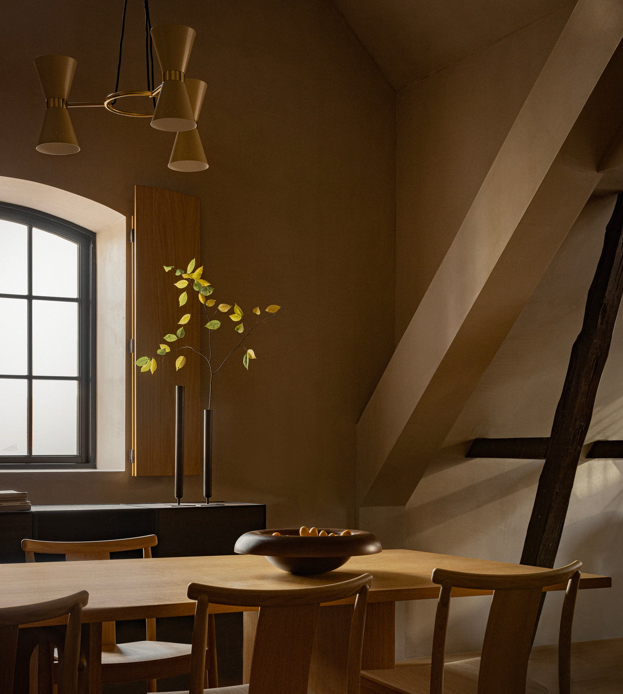 Váza STANCE bronzová mosaz