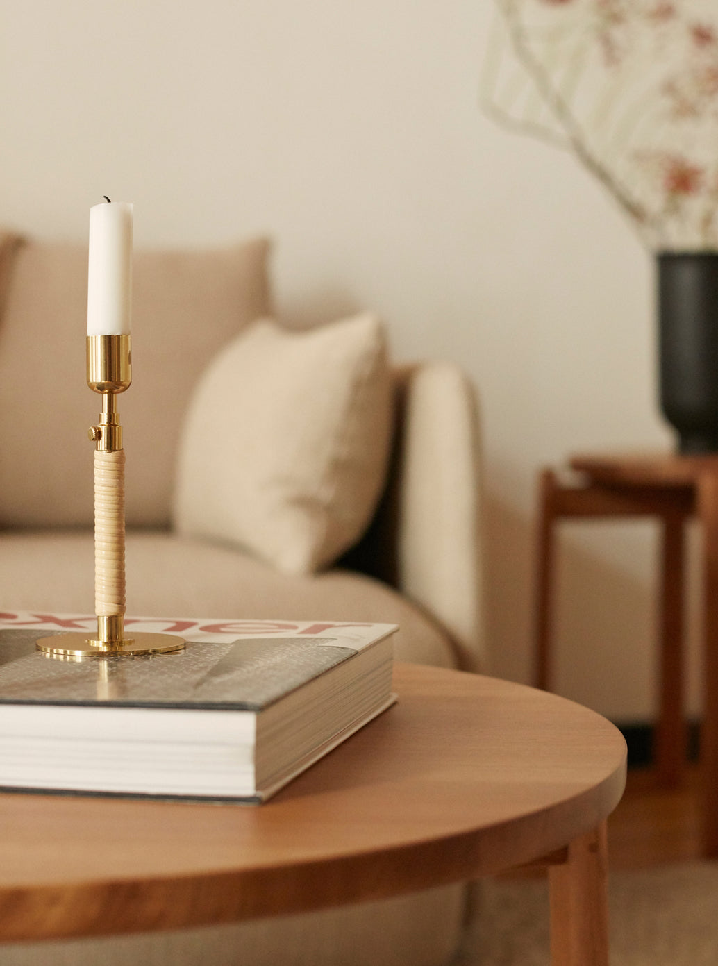 DUCA polished brass candlestick