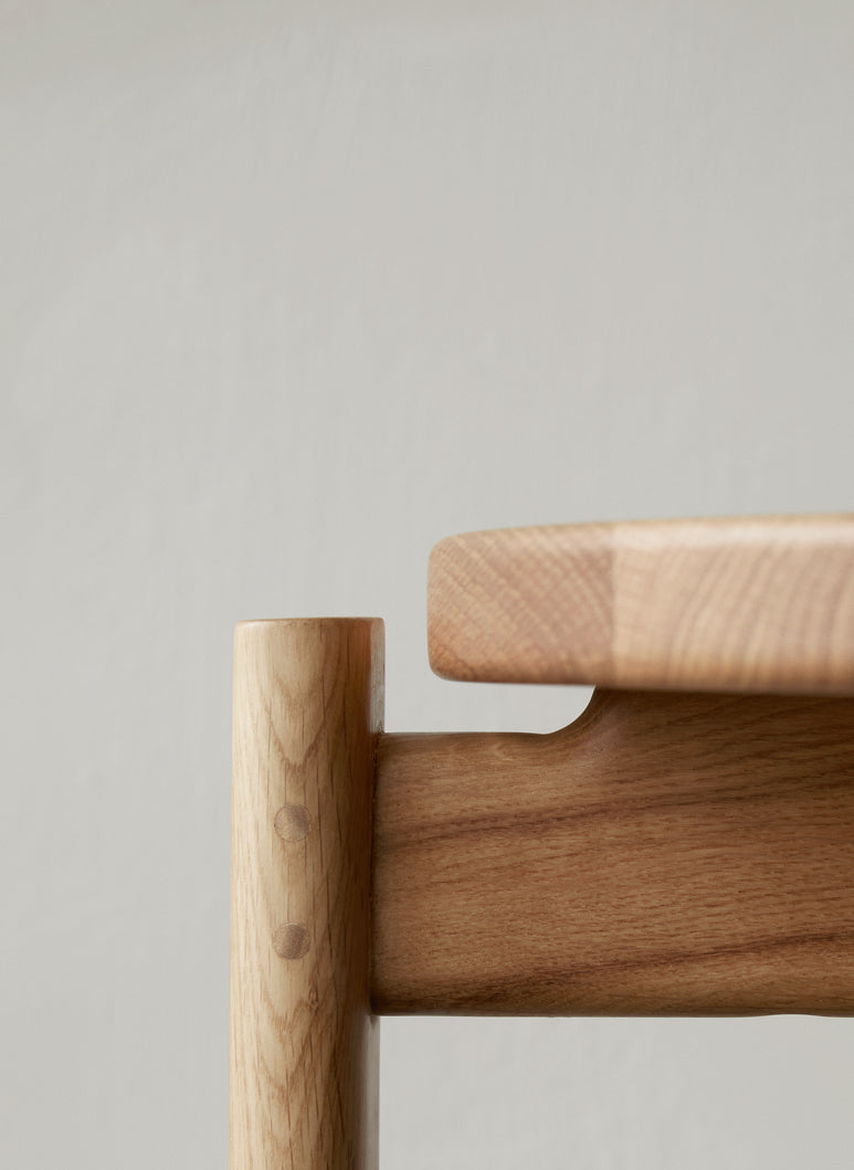 PASSAGE stool oak wood