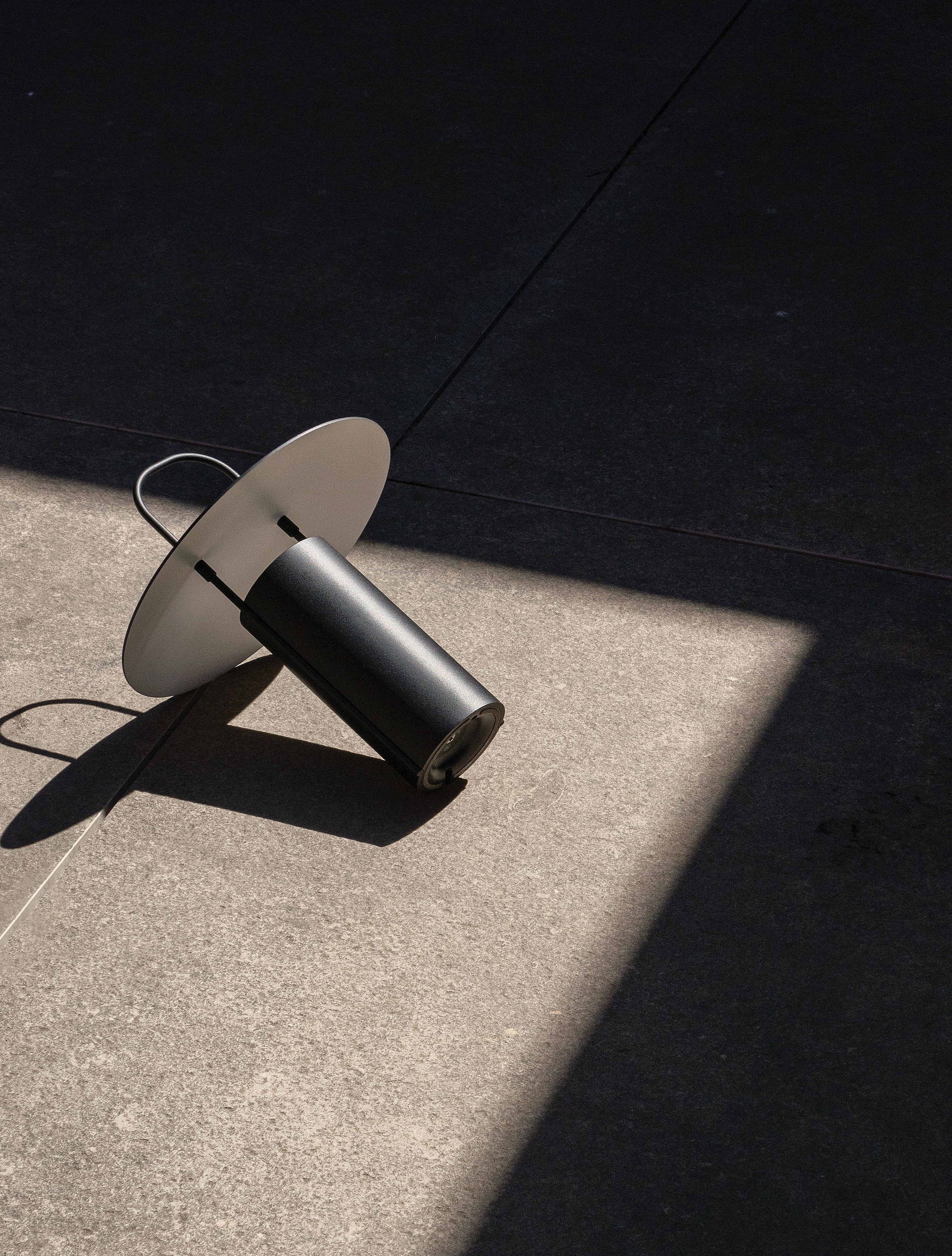 Lampa przenośna RAY czarny