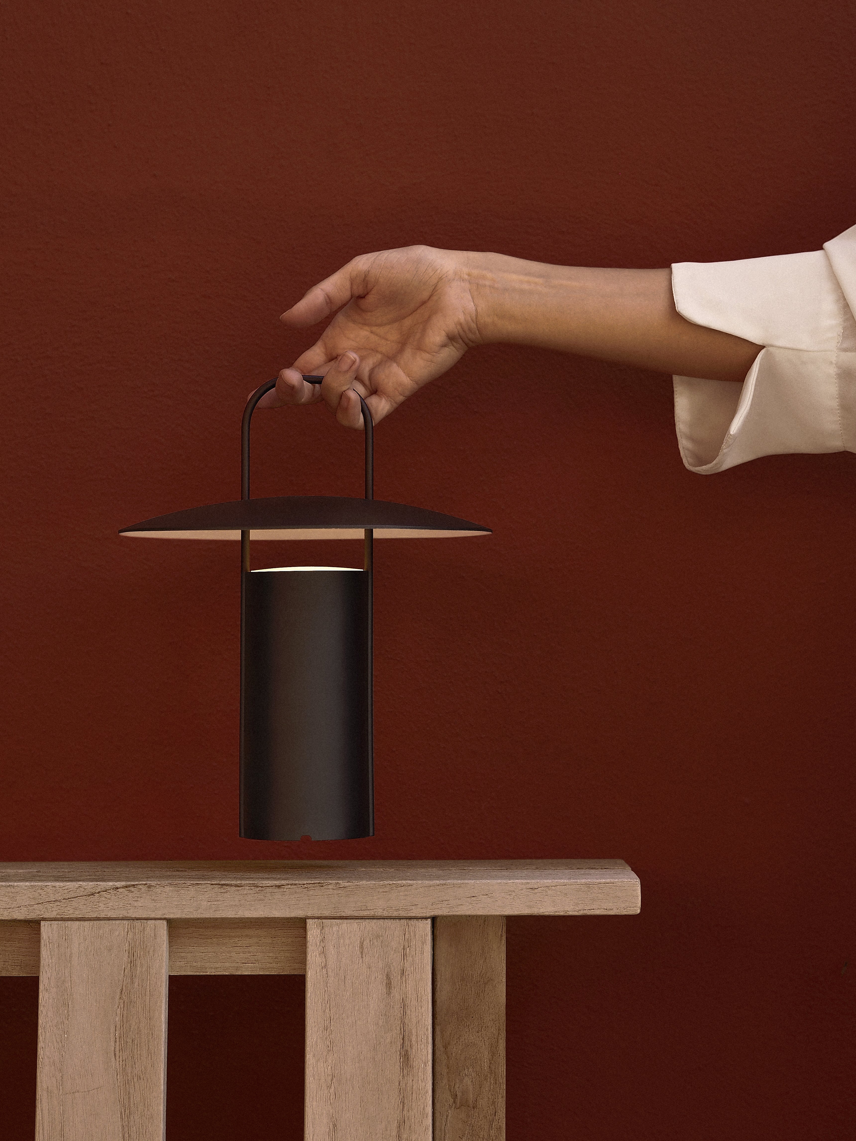 Lampa przenośna RAY czarny