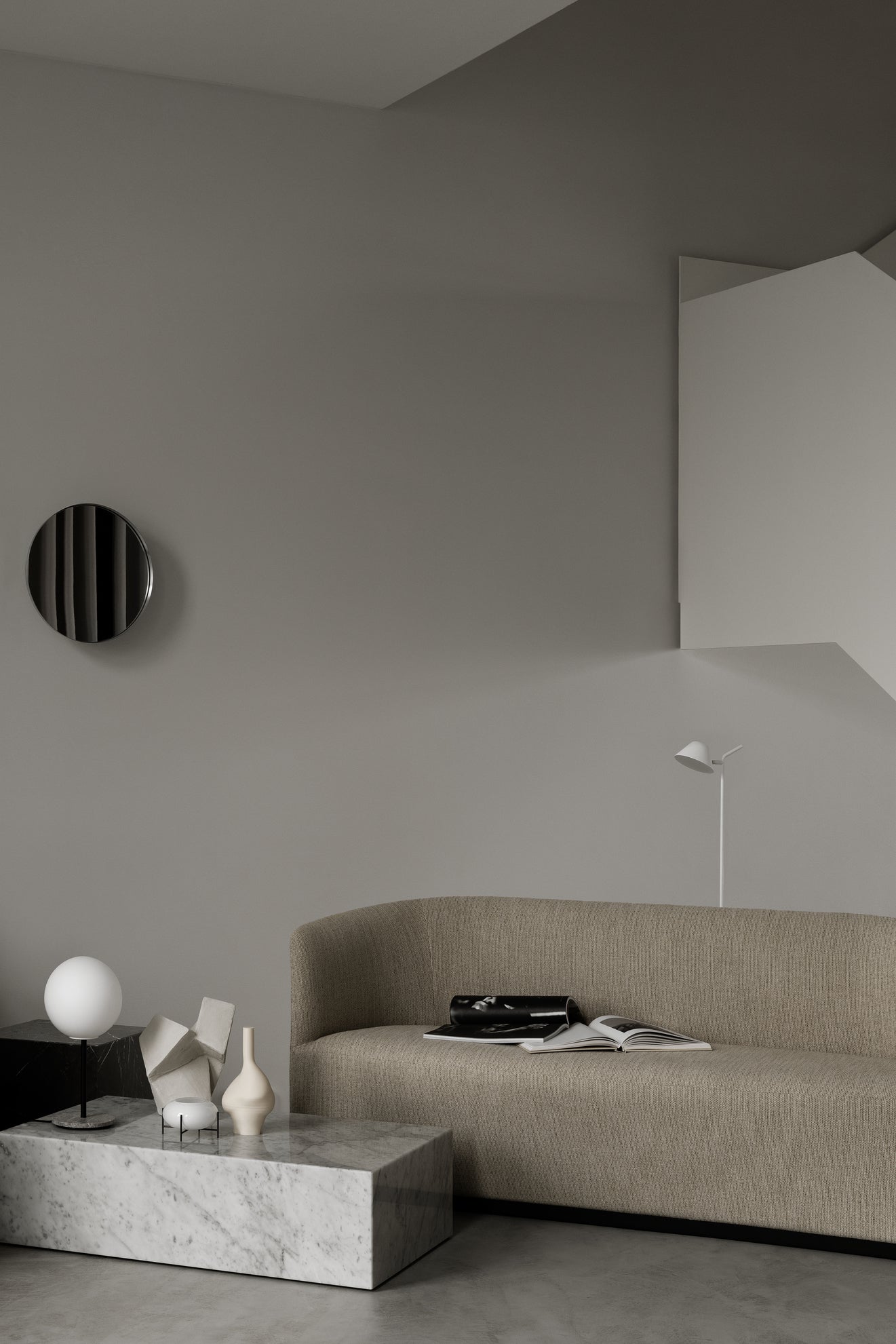 Stolik kawowy PLINTH grafitowy marmur